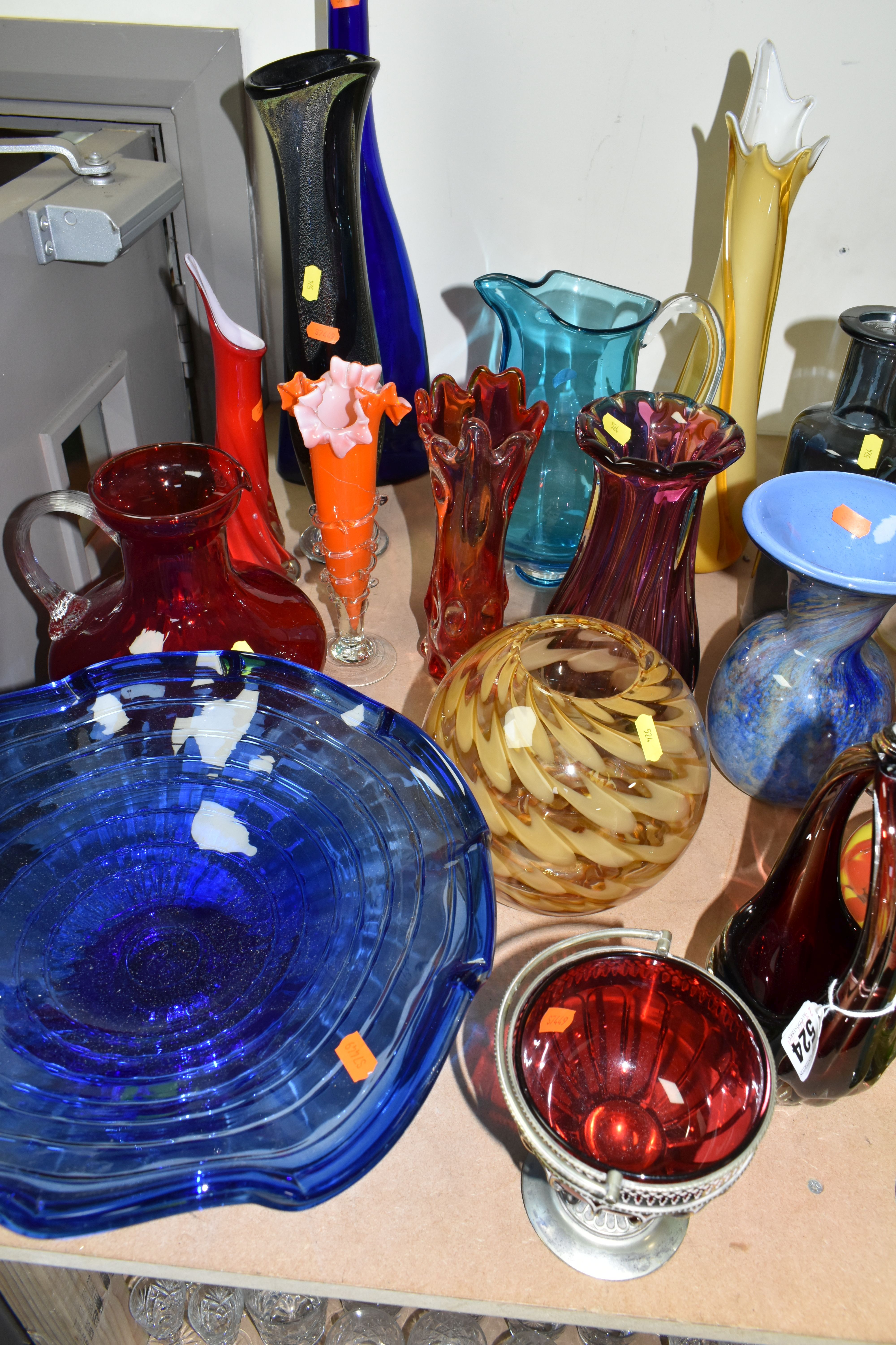 A SELECTION OF DECORATIVE COLOURED GLASSWARES ETC, to include blue and purple pedestal bowls, a tall - Image 7 of 10