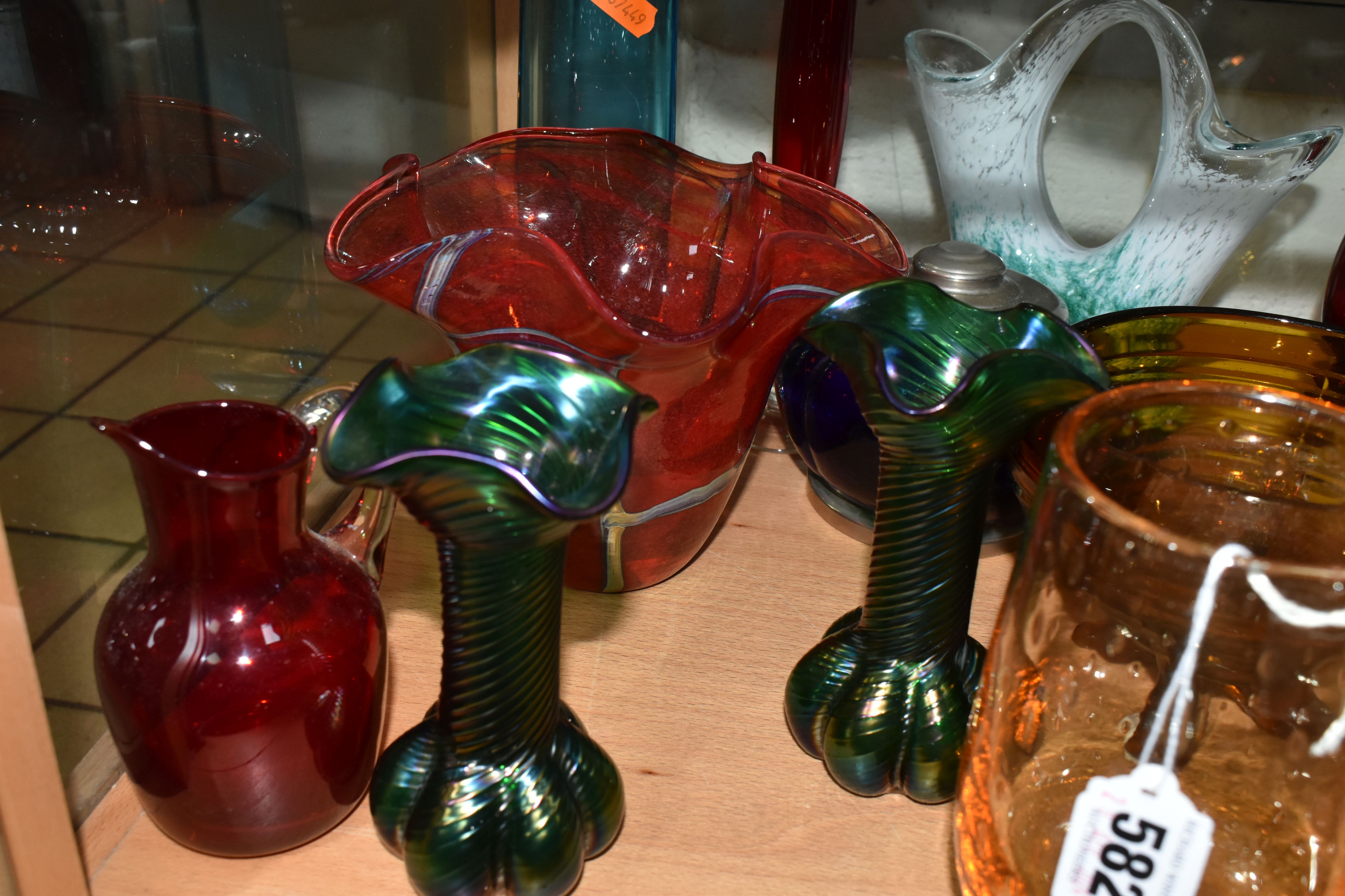 A GROUP OF COLOURED GLASS, to include a pair of green Kralik iridescent lobed vases with wavy - Image 8 of 10