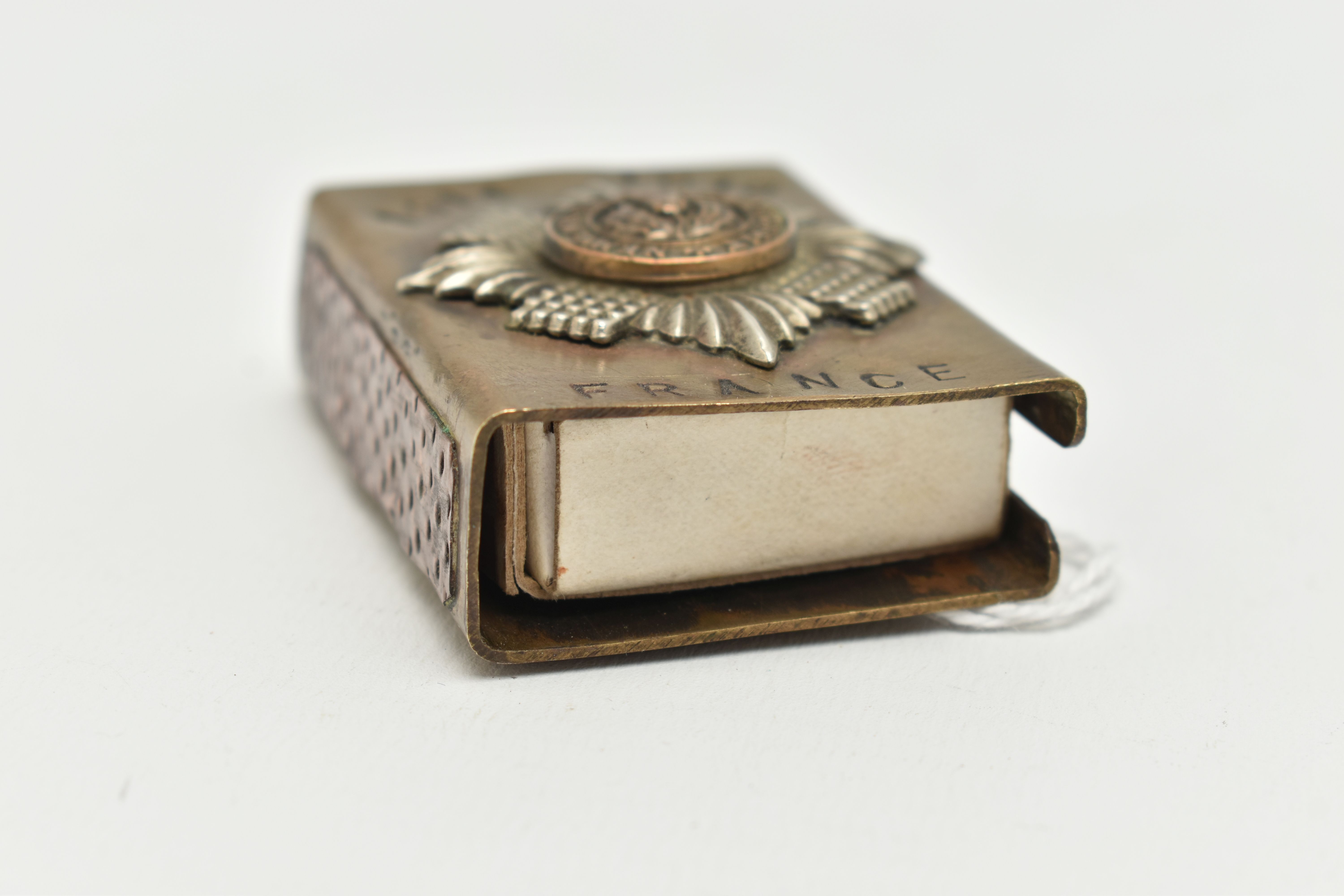 A WWI TRENCH ART BRASS MATCHBOX SLEEVE WITH SCOTS GUARD BADGE TO THE FRONT, stamped '1914 1918 - Image 5 of 5