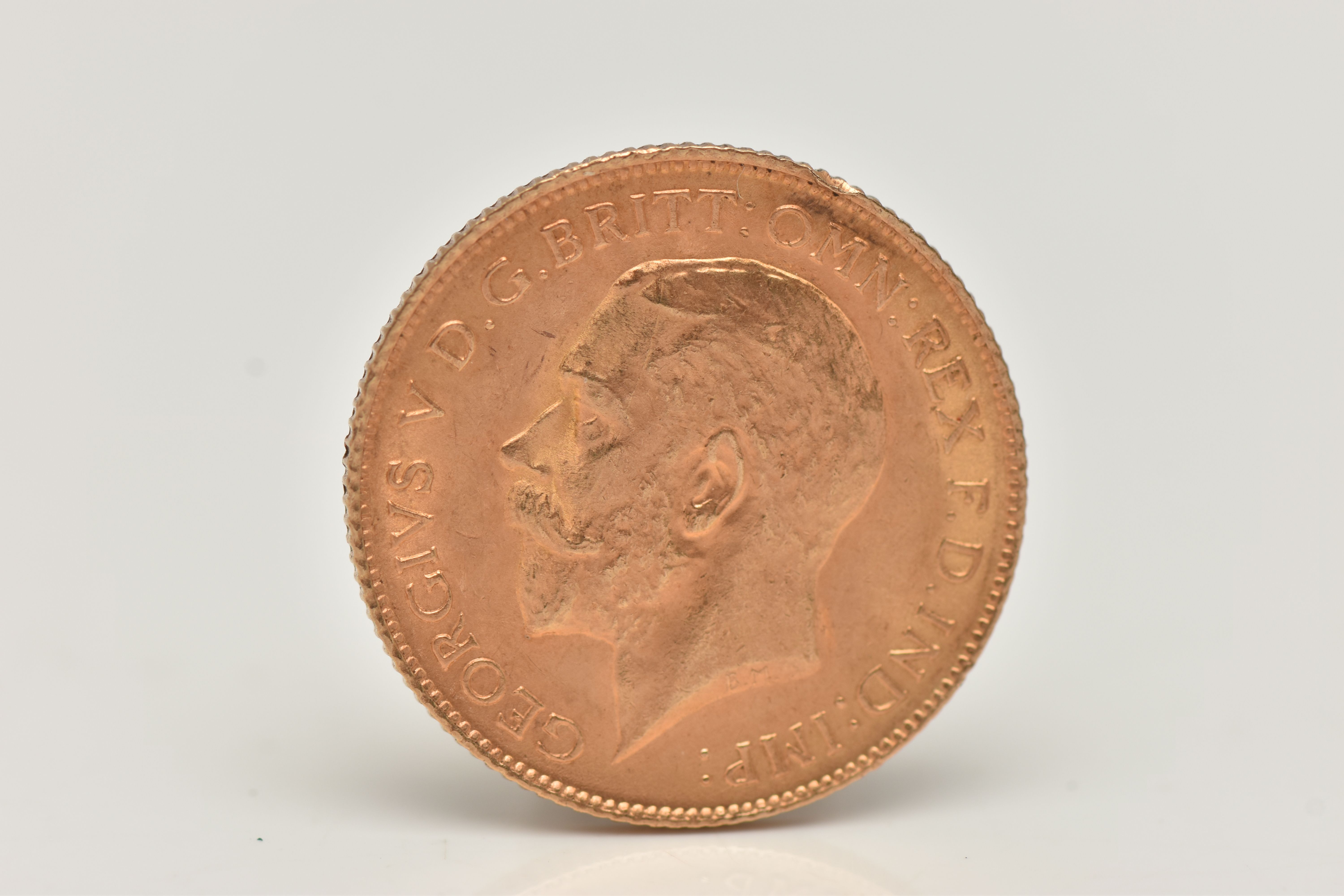 A HALF SOVEREIGN COIN, 1914 George V coin, depicting George and the Dragon, approximate gross weight - Image 2 of 2