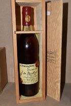 ONE BOTTLE OF J.DE MALLIAC ARMAGNAC, annee 1942, 40% vol. 0.70L, fill level upper shoulder, seal