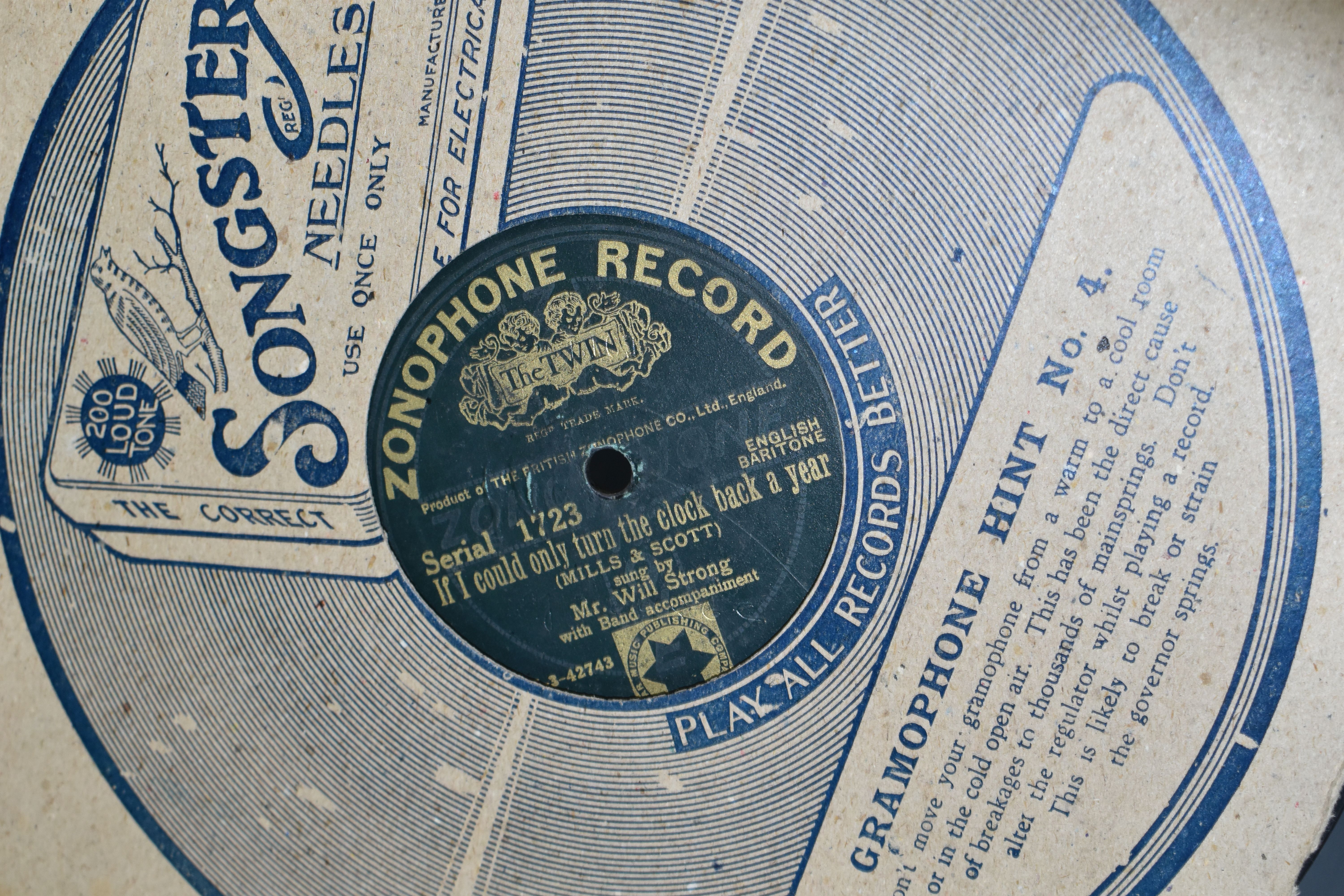 A BOX OF ZONOPHONE RECORDS, recordings are predominantly Music Hall type songs, artists include Miss - Image 5 of 7