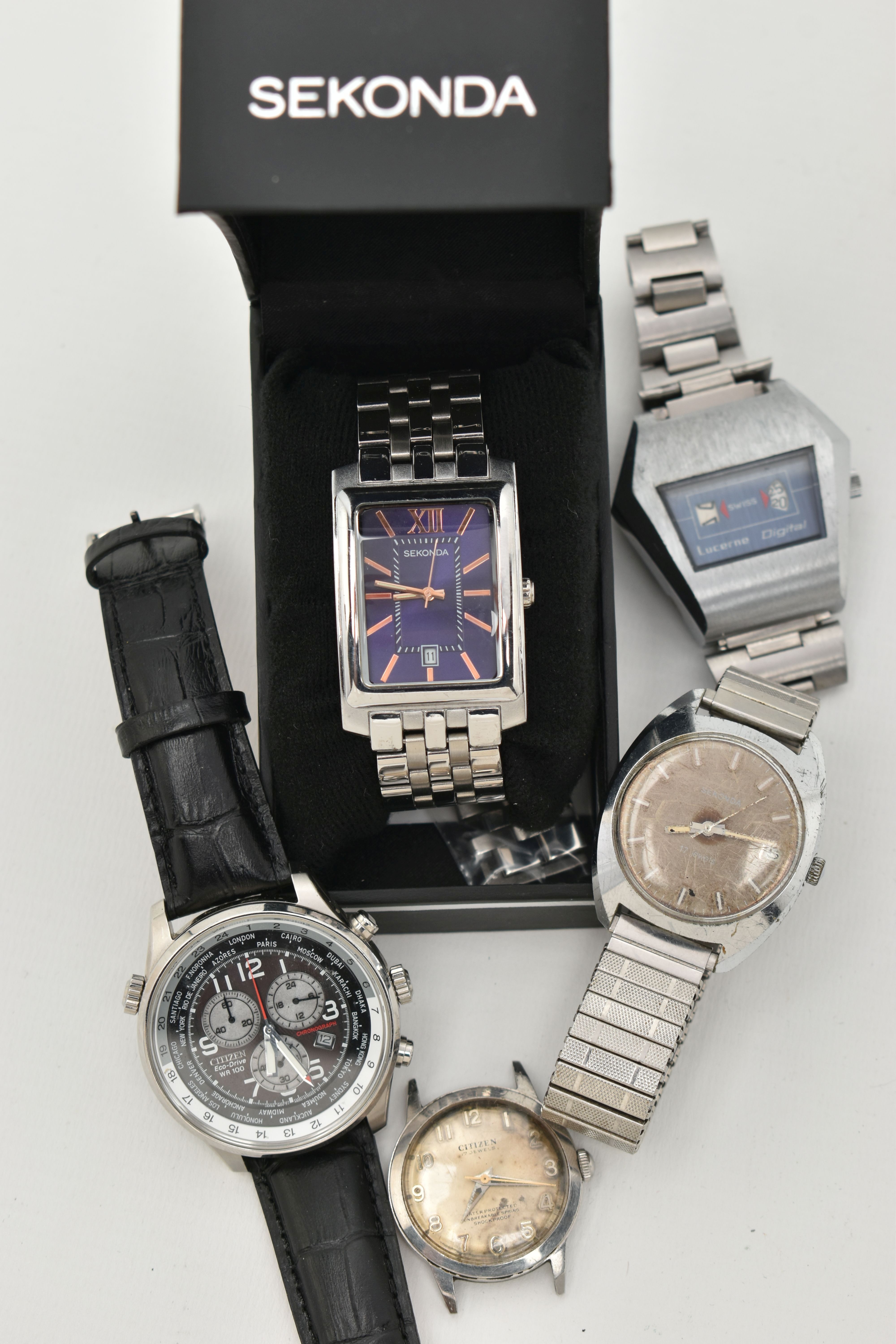 FIVE GENTS WRISTWATCHES, to include a 'Citizen Eco-Drive WR 100, Chronograph, stainless steel