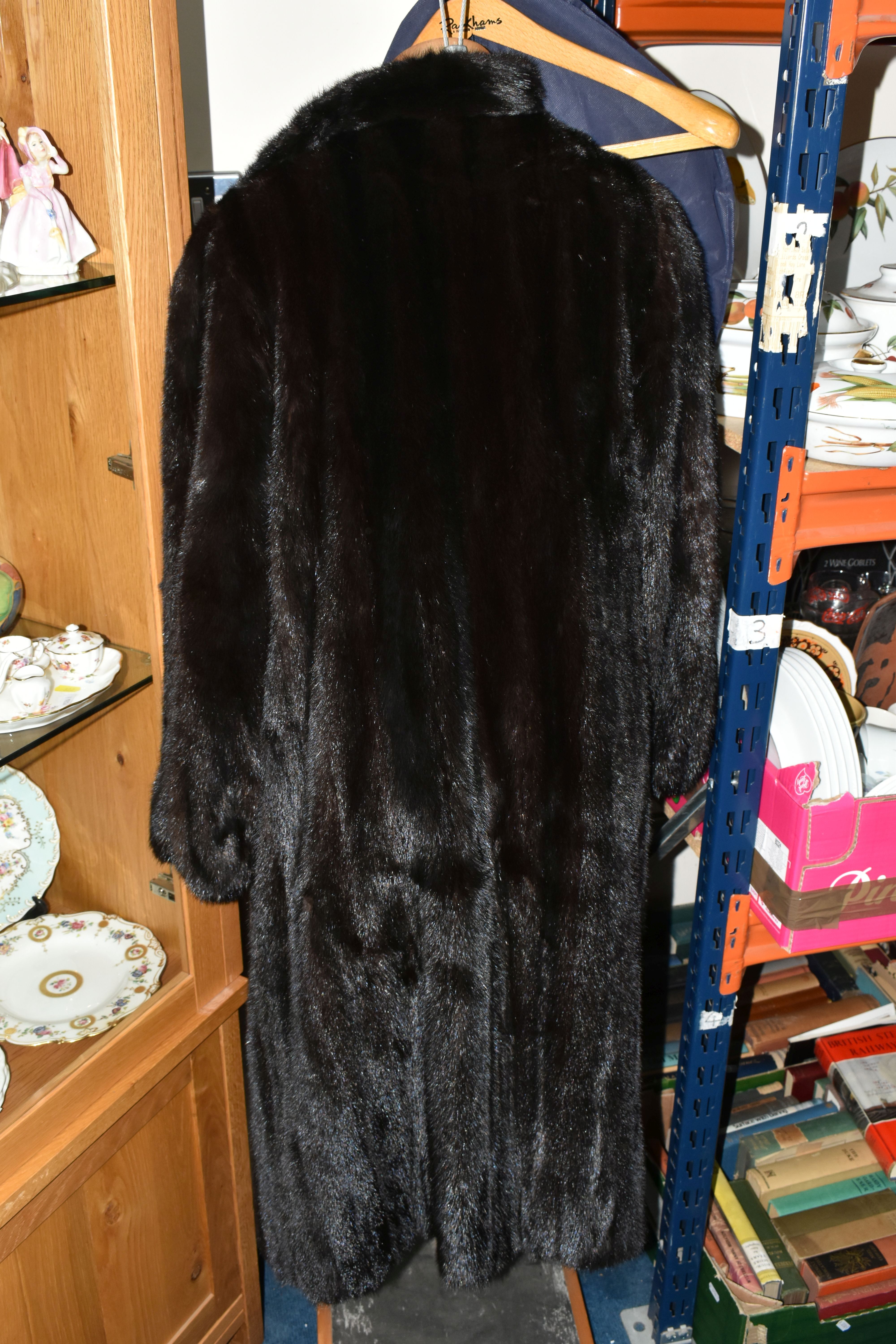 A LADIES' ANKLE LENGTH DARK BROWN FUR COAT, made by Faulkes of Edgbaston, approximate size 12 (1) ( - Image 5 of 6