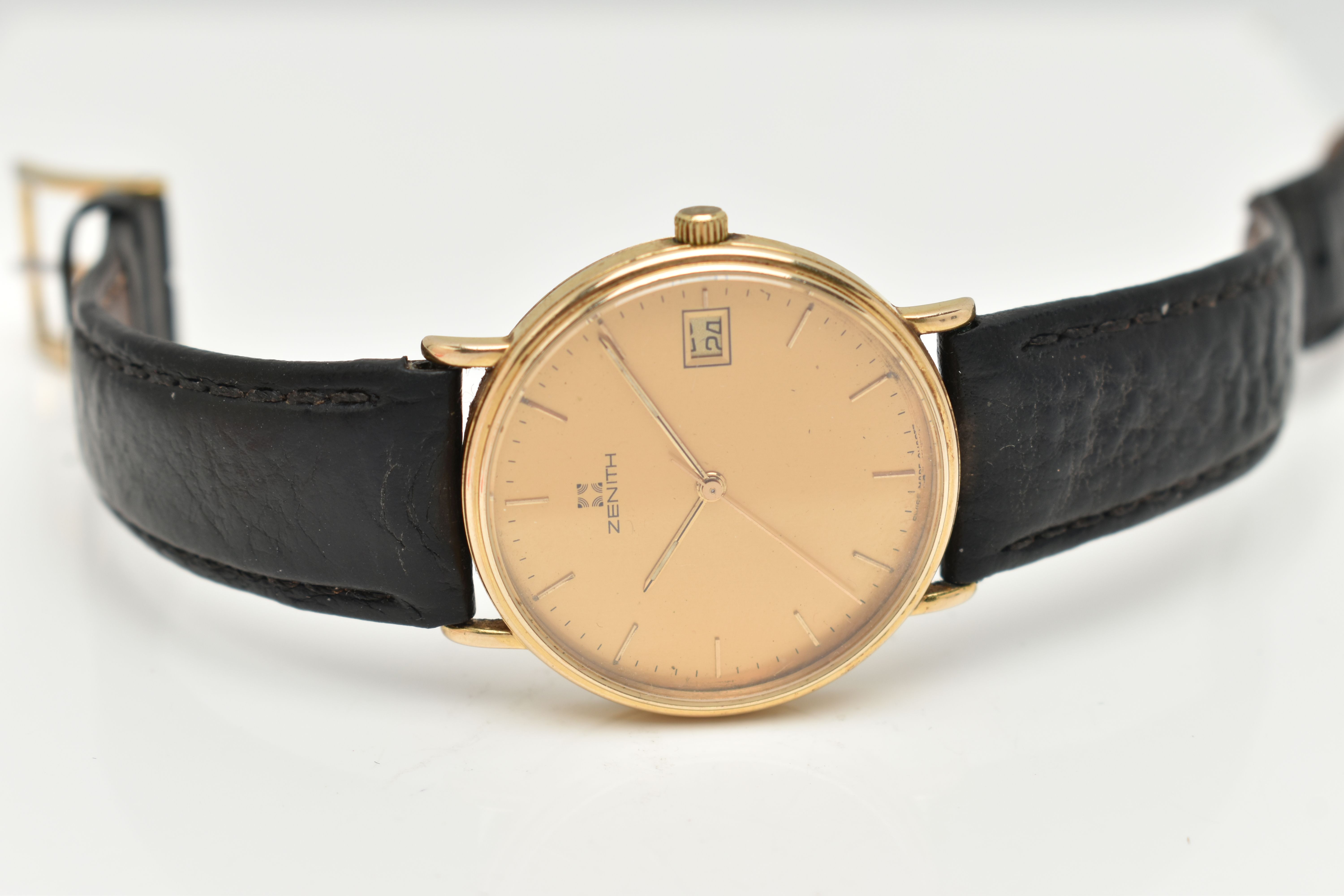 A 9CT GOLD 'ZENITH' WRISTWATCH, quartz movement, round dial signed 'Zenith', baton markers, date - Image 4 of 6