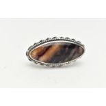 A SILVER BLUE JOHN FLUORITE BROOCH, of an oval form, set with a Blue John cabochon, collet set