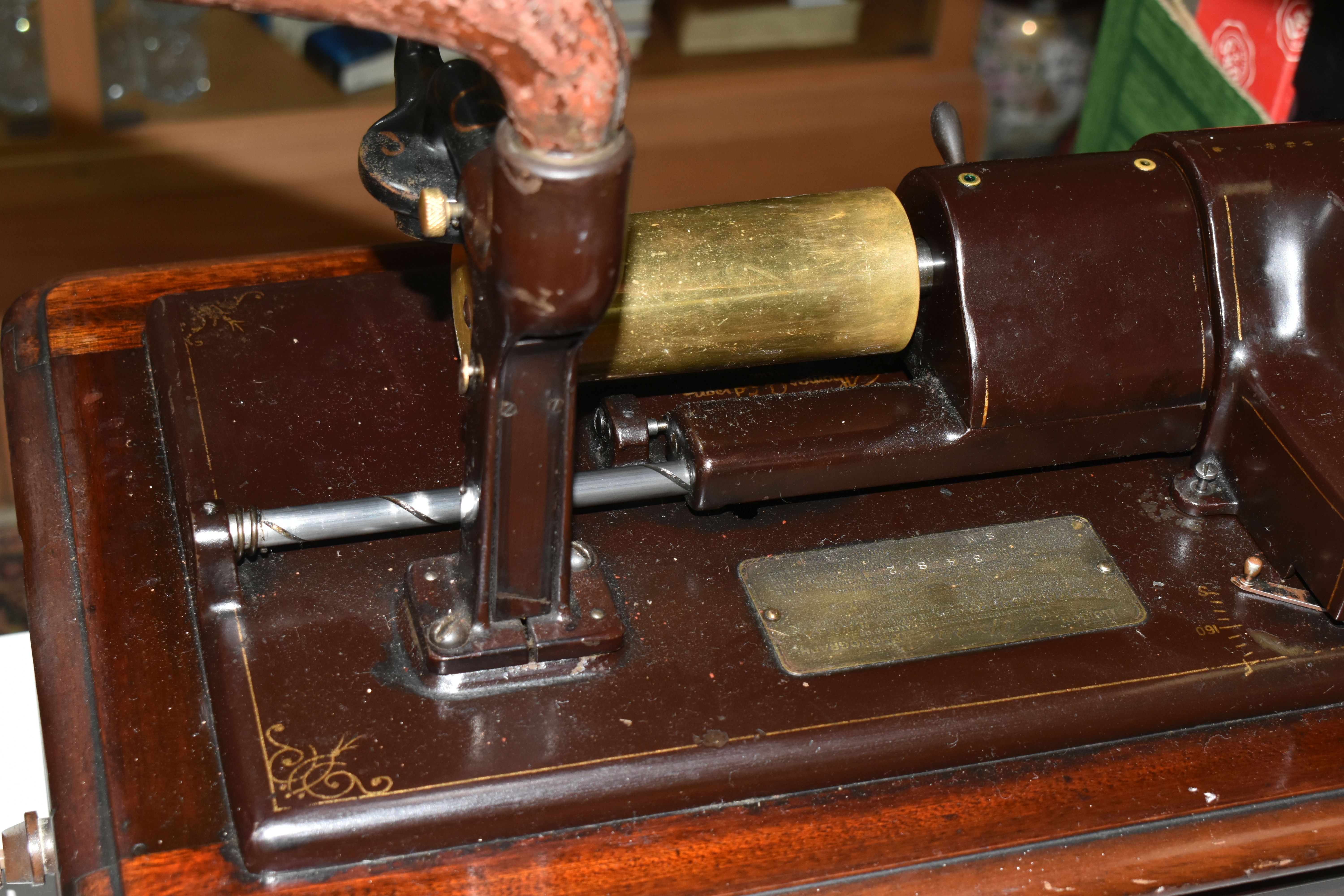 AN EDISON OPERA PHONOGRAPH, type SM, model A, the mahogany case has two swing handles either side - Image 18 of 18