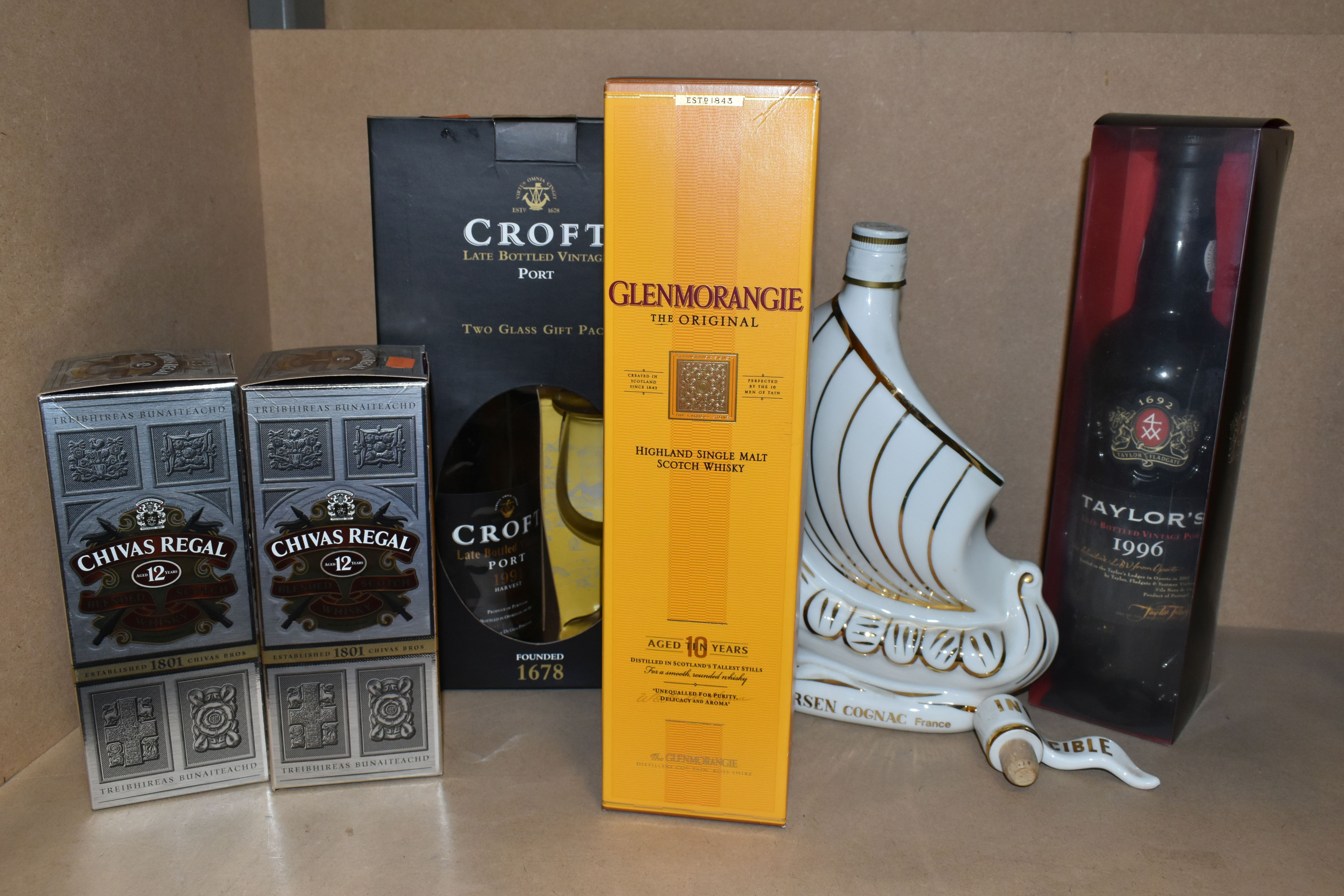 ALCOHOL, A Mixed Collection containing one bottle of GLENMORANGIE Highland Single Malt Scotch