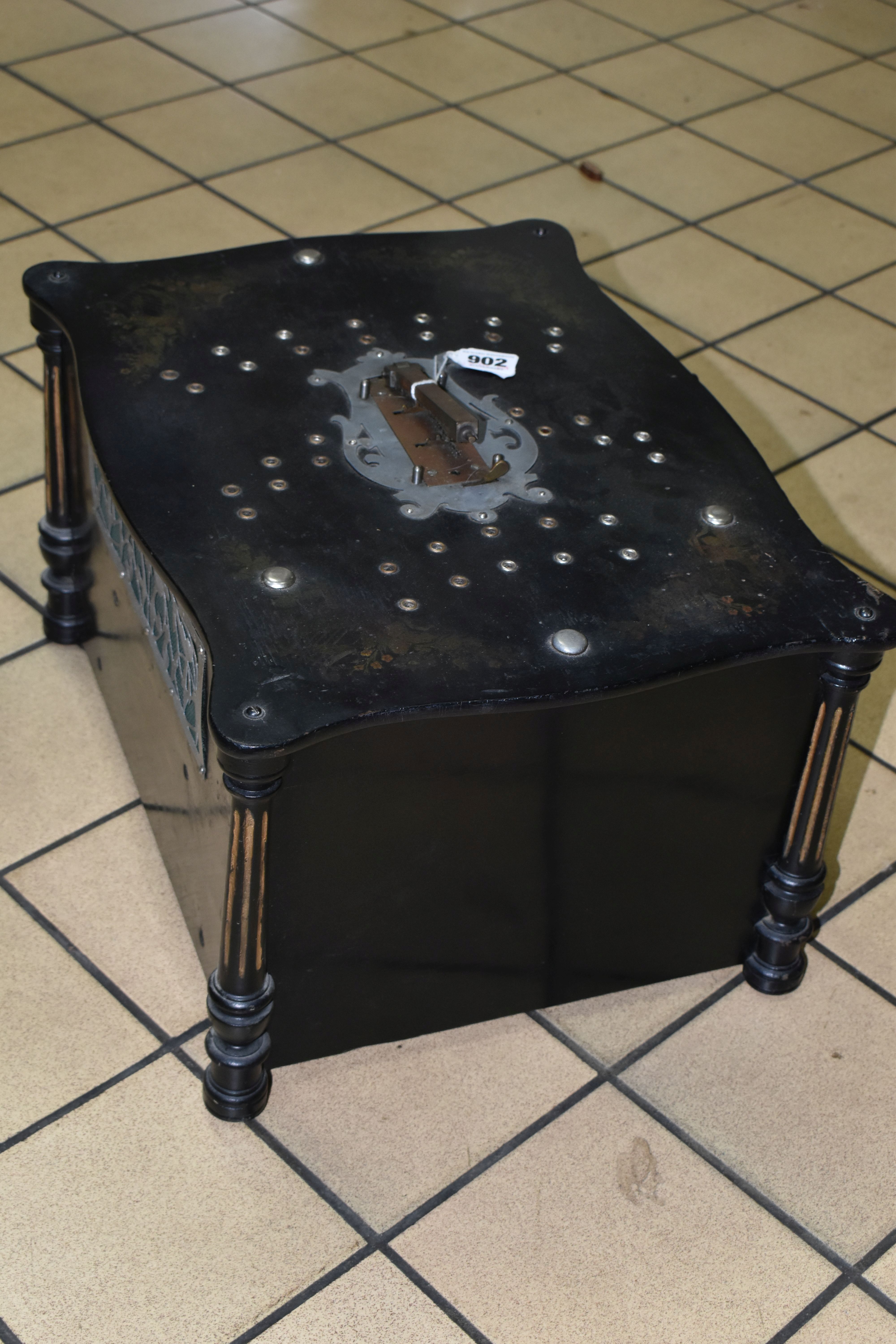 A LATE 19TH / EARLY 20TH CENTURY EBONISED AND GILT PHOENIX TABLE TOP POLYPHON / ORGANETTE OF - Image 4 of 9