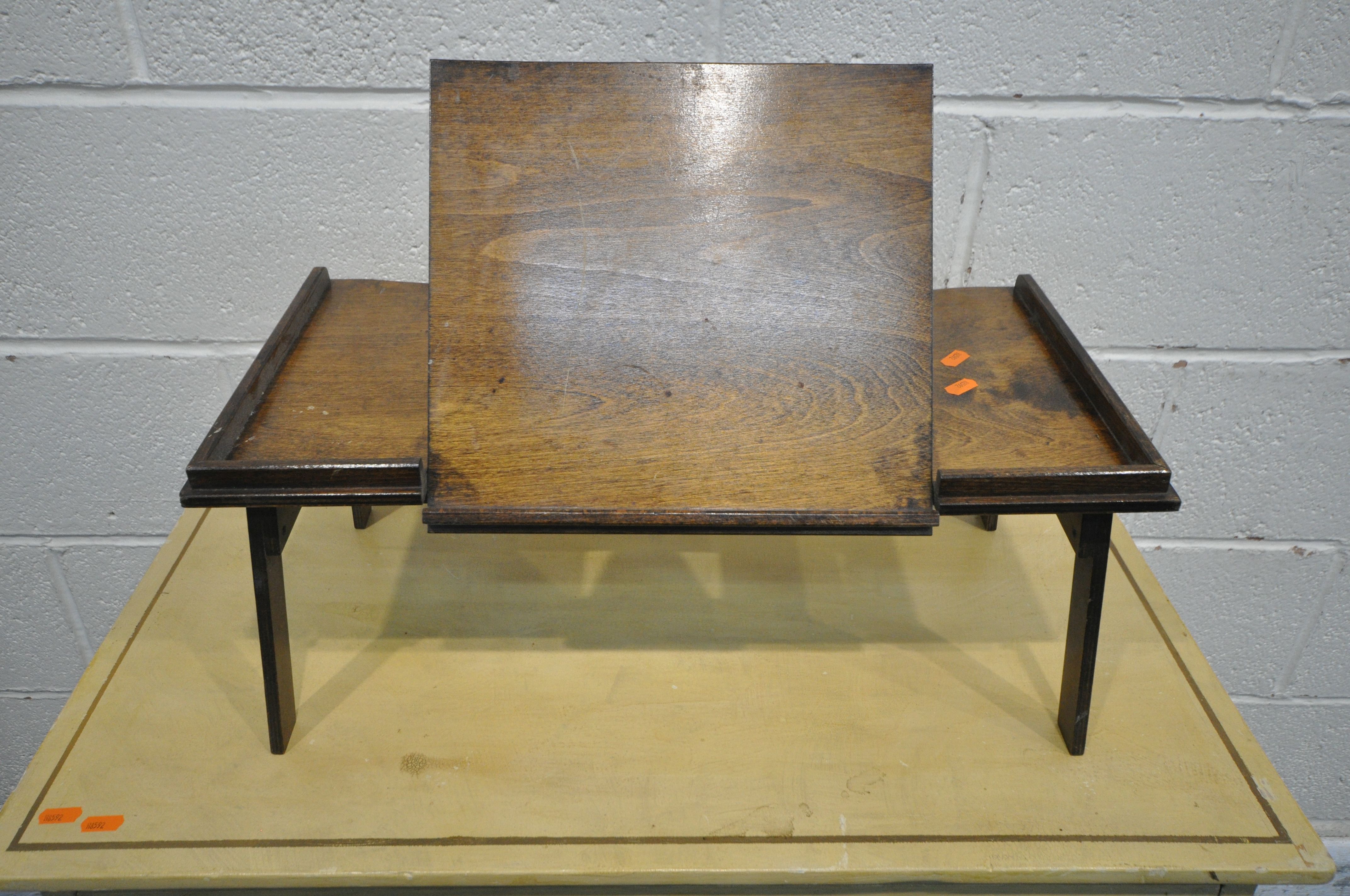 A SELECTION OF 20TH CENTURY OAK OCCASIONAL FURNITURE, to include a single door cabinet, width 46cm x - Image 5 of 6