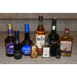 ALCOHOL, One Box of Assorted Alcohol comprising one bottle of PUSSER'S BRITISH NAVY RUM, 54,5%