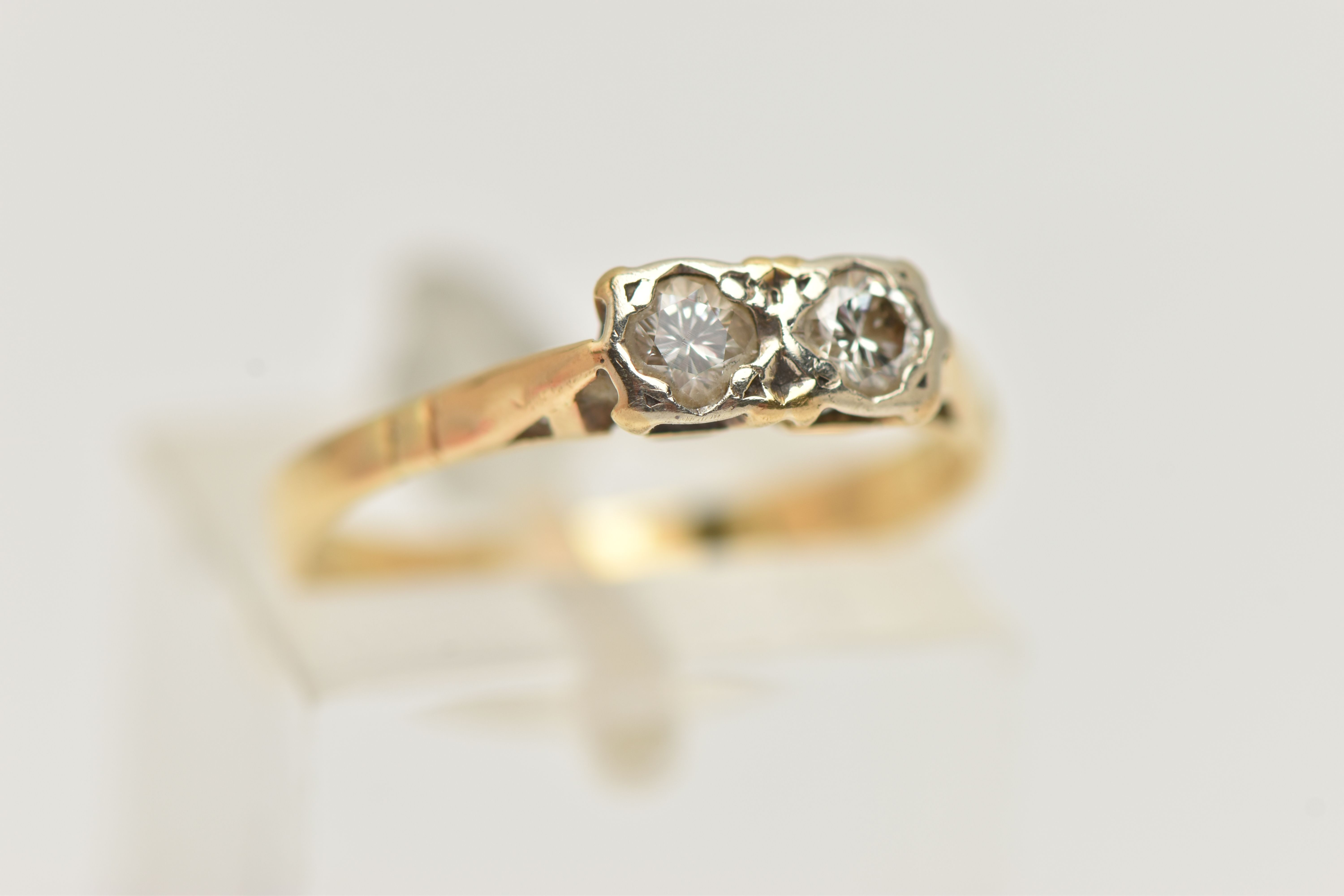 A DIAMOND TWO STONE RING, set with round brilliant cut diamonds, each measuring approximately 3. - Image 4 of 4