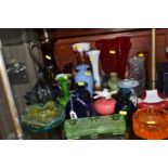 A SELECTION OF DECORATIVE COLOURED GLASSWARES, to include a Whitefriars bark bowl with a chip and