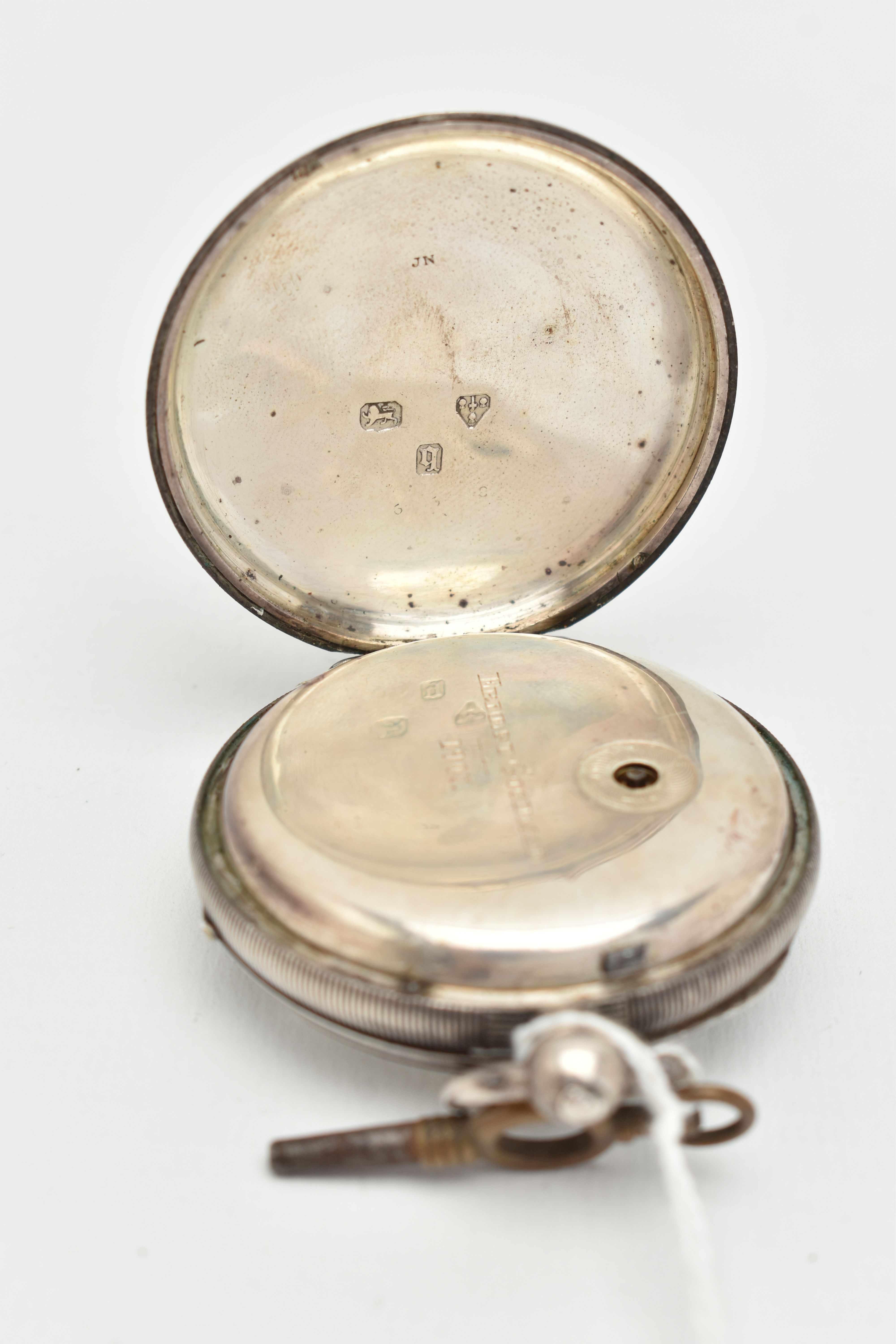 A MID VICTORIAN SILVER OPEN FACE POCKET WATCH, key wound movement, Roman numerals, second subsidiary - Image 3 of 5