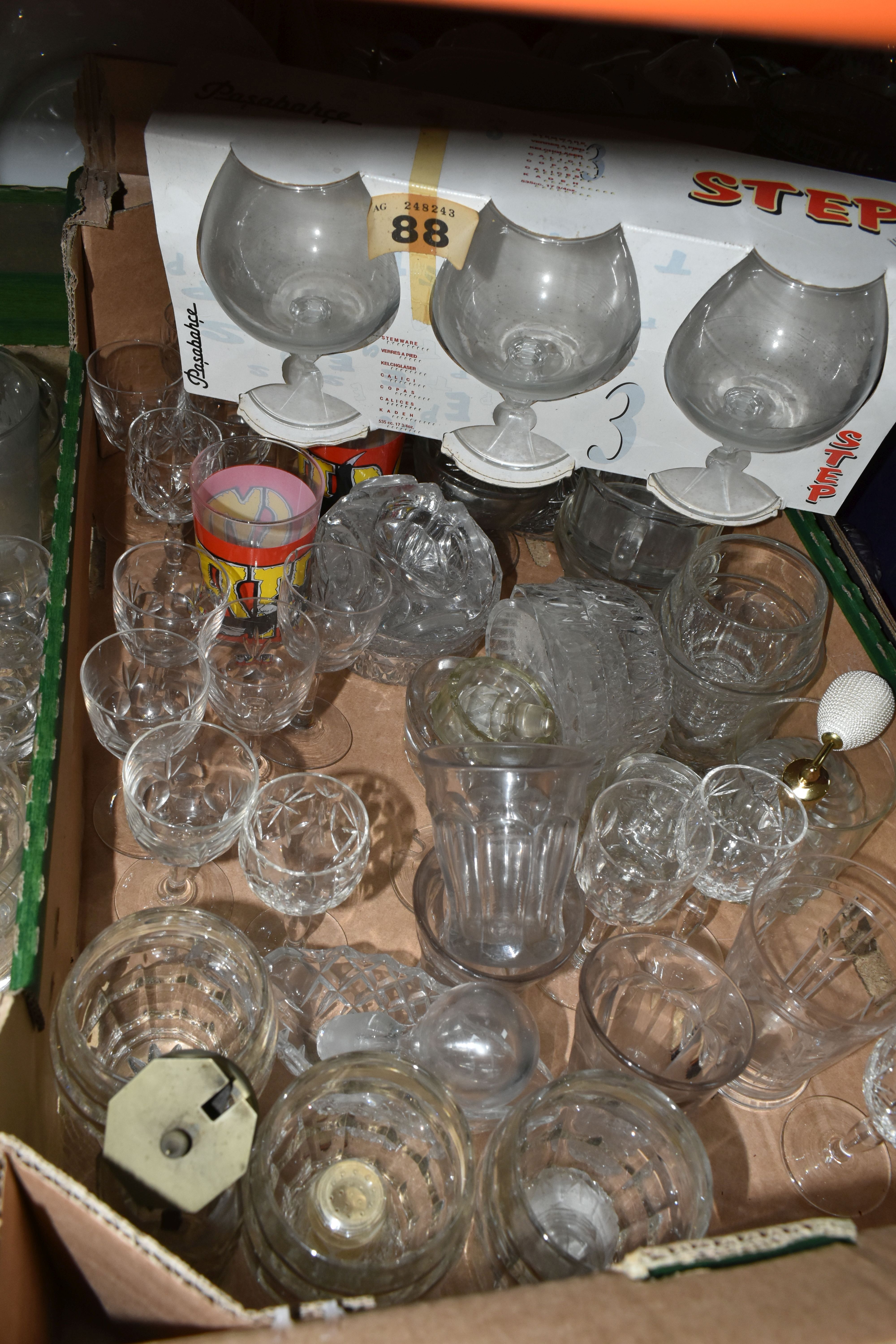 THREE BOXES AND LOOSE GLASSWARE, to include Victorian wine glasses, decanter, clear glass jelly - Image 4 of 5