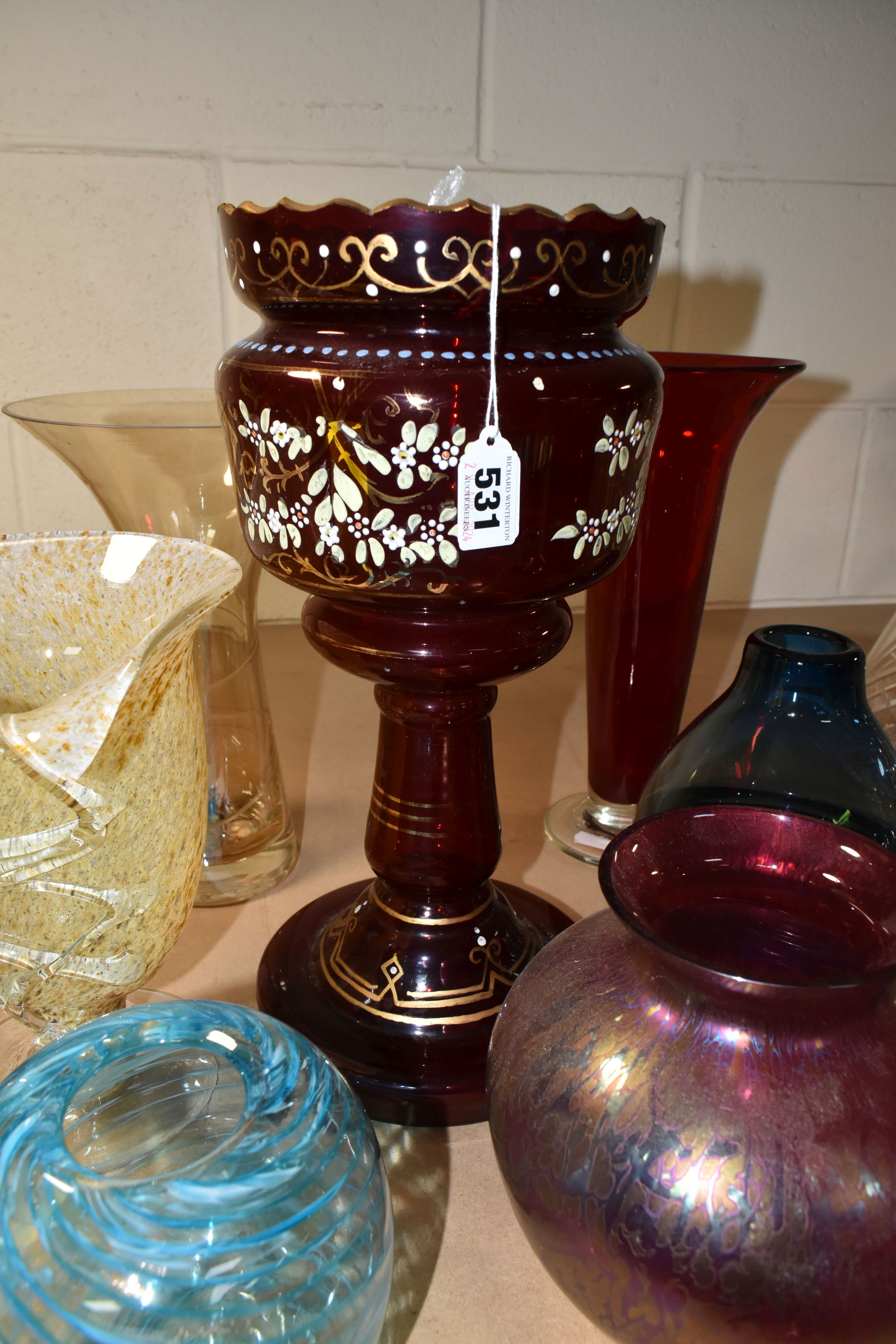 A SELECTION OF DECORATIVE COLOURED GLASSWARES, to include a Dartington vase with applied butterfly - Image 8 of 21