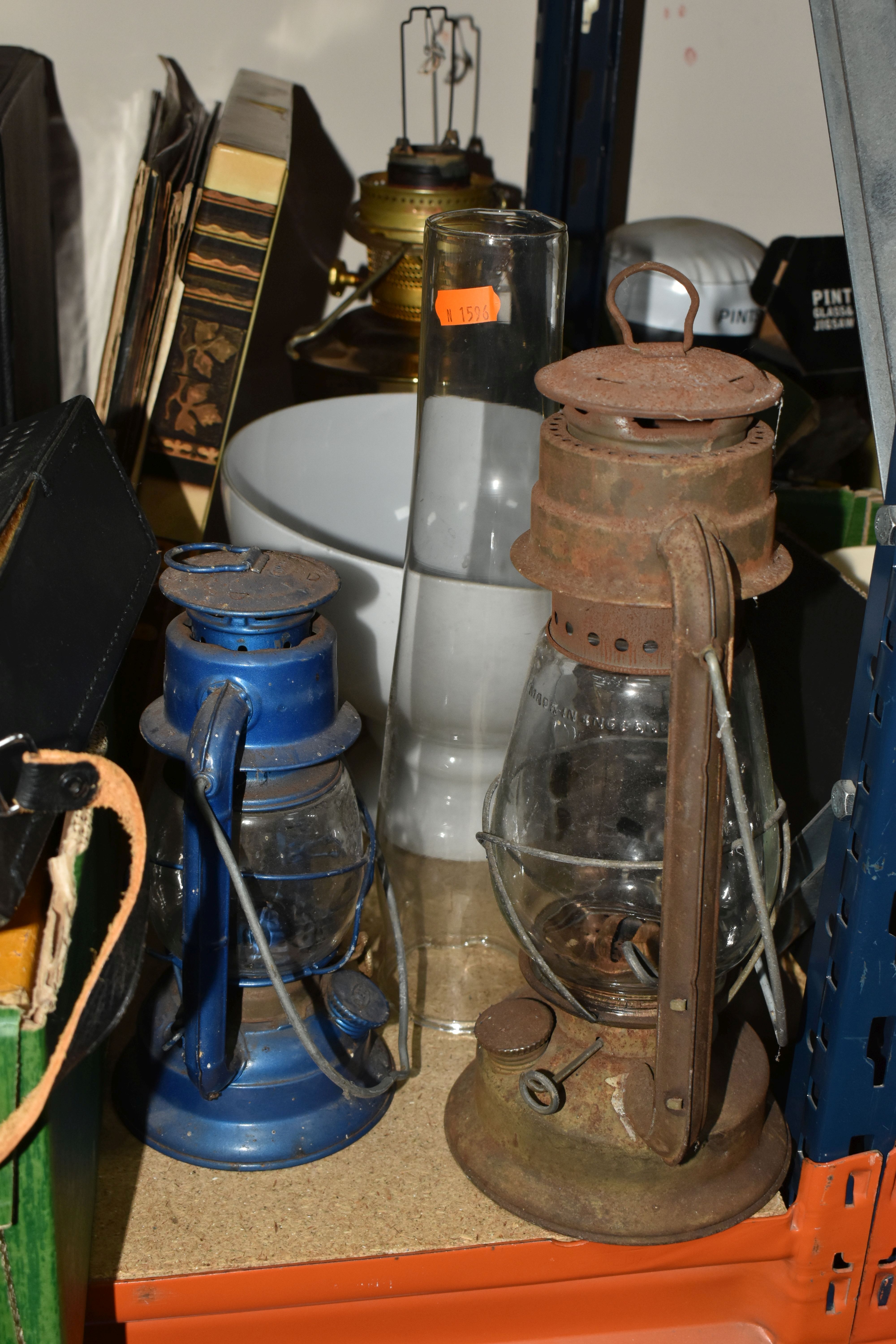 THREE BOXES AND LOOSE MISCELLANEOUS SUNDRIES, to include a boxed Bladon blow lamp, a boxed Smiths ' - Image 8 of 11