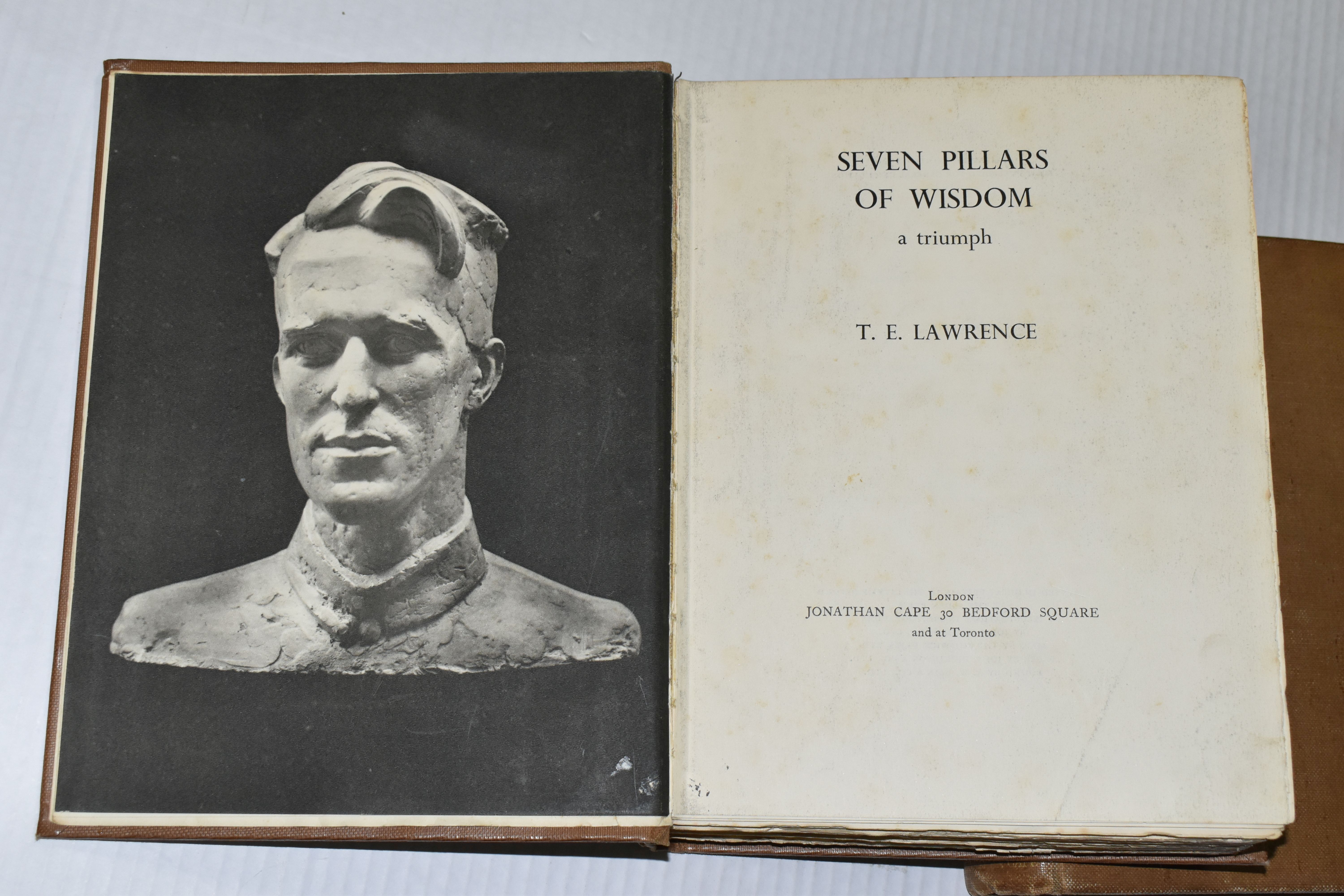 LAWRENCE; T.E. Seven Pillars Of Wisdom a triumph, 1st General Circulation Edition, published by - Image 5 of 14