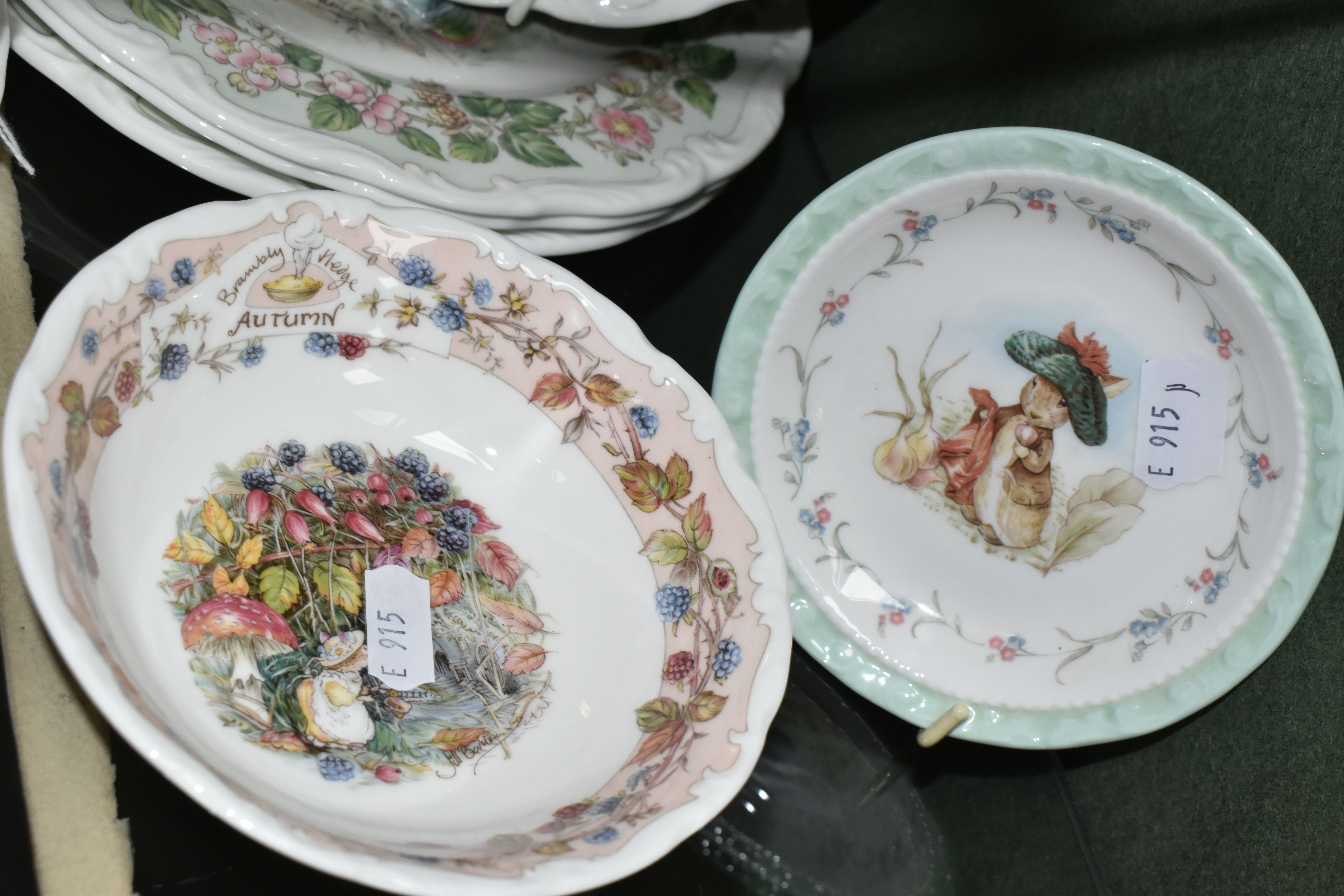 A GROUP OF ROYAL DOULTON 'BRAMBLY HEDGE' TEA WARE, comprising a 'Summer' mug, a 'Winter' teacup - Image 3 of 6