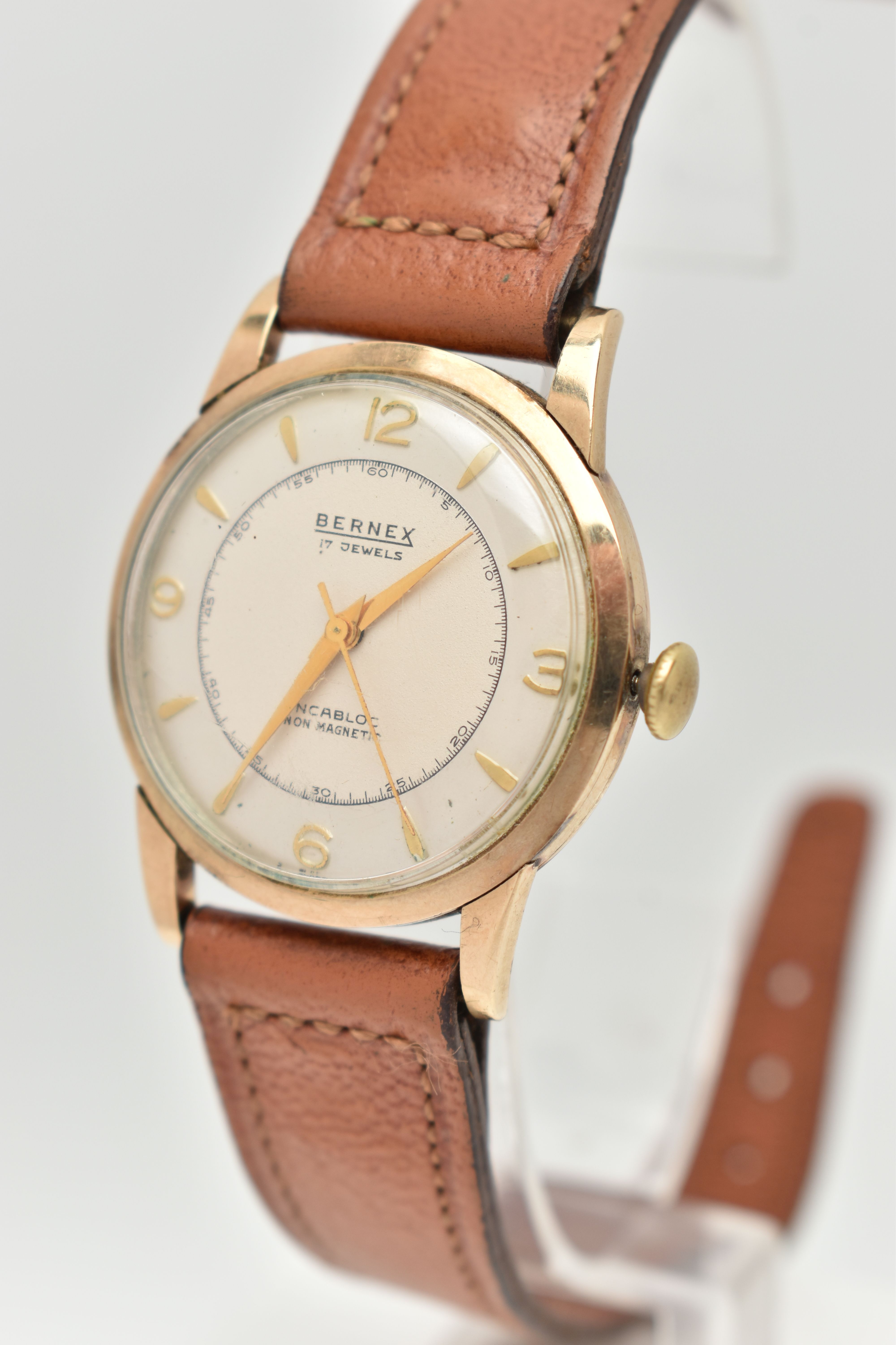 A YELLOW METAL 'BERNEX' WRISTWATCH, hand wound movement, round dial signed 'Bernex', baton - Image 2 of 6