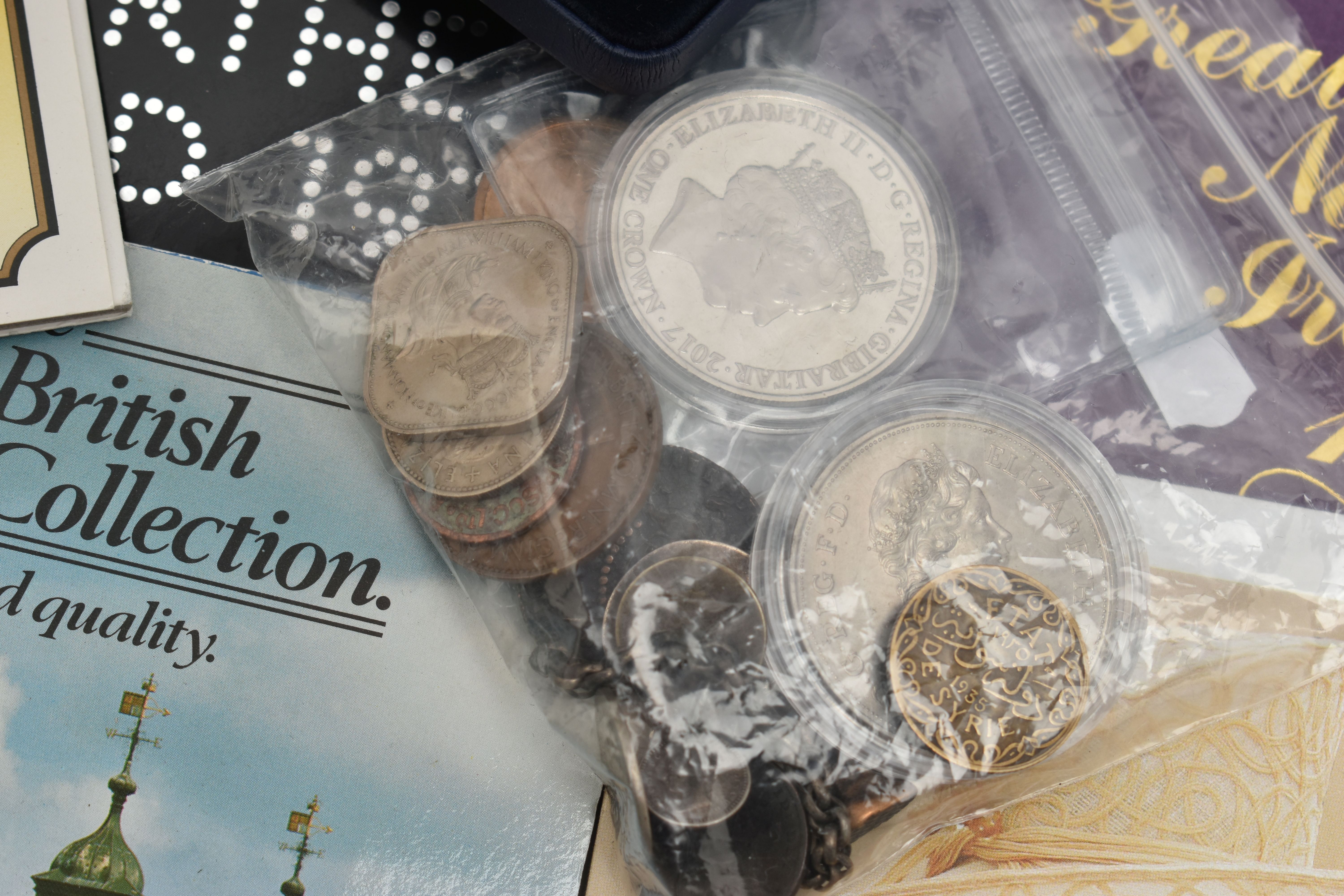 A CARDBOARD BOX CONTAINING MIXED COINS AND COMMEMORATIVES, to include 3x carded £5 coins, a Guernsey - Image 10 of 13