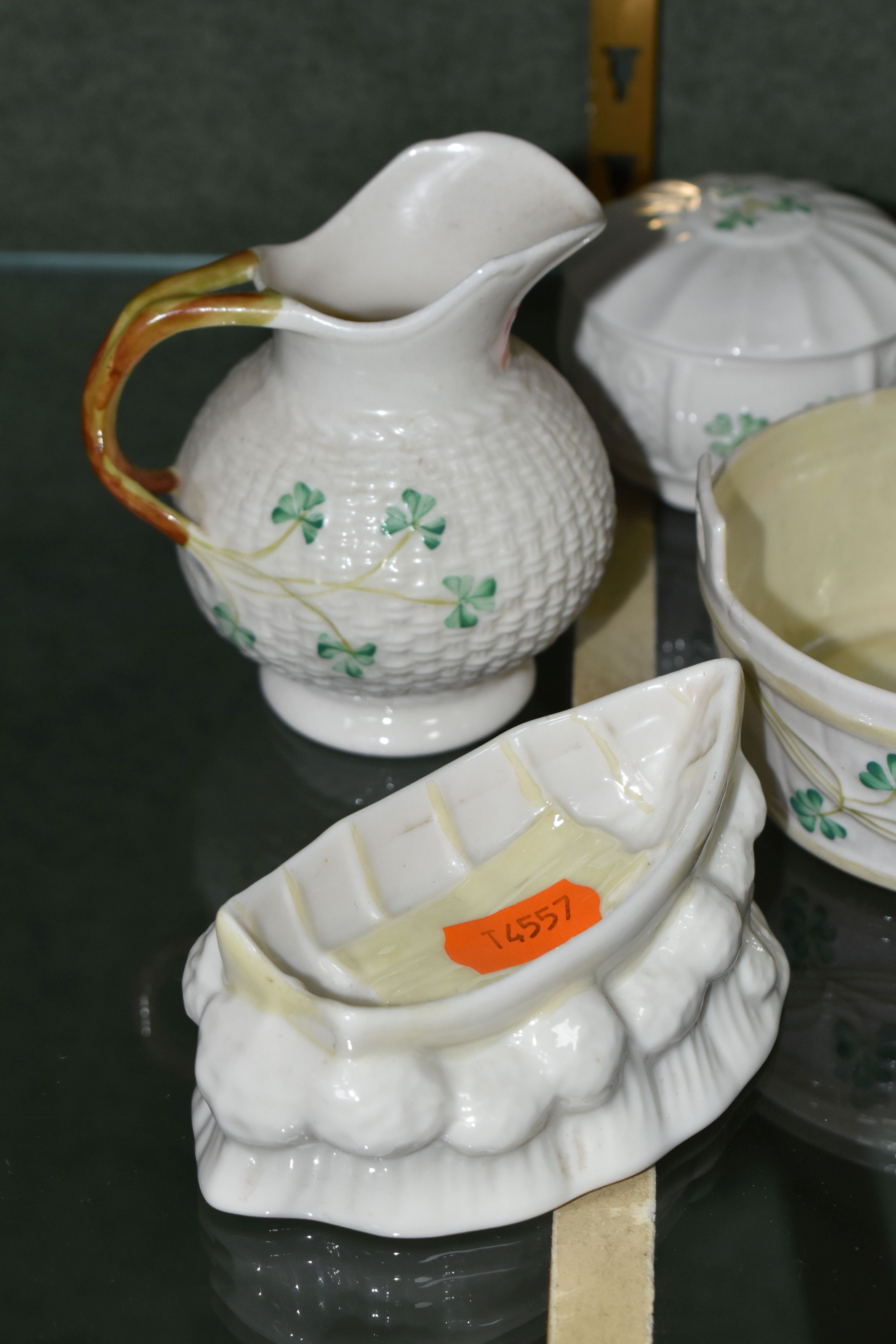 A GROUP OF BELLEEK AND WADE GIFTWARE, comprising two similar Belleek textured planters - one with - Image 3 of 8