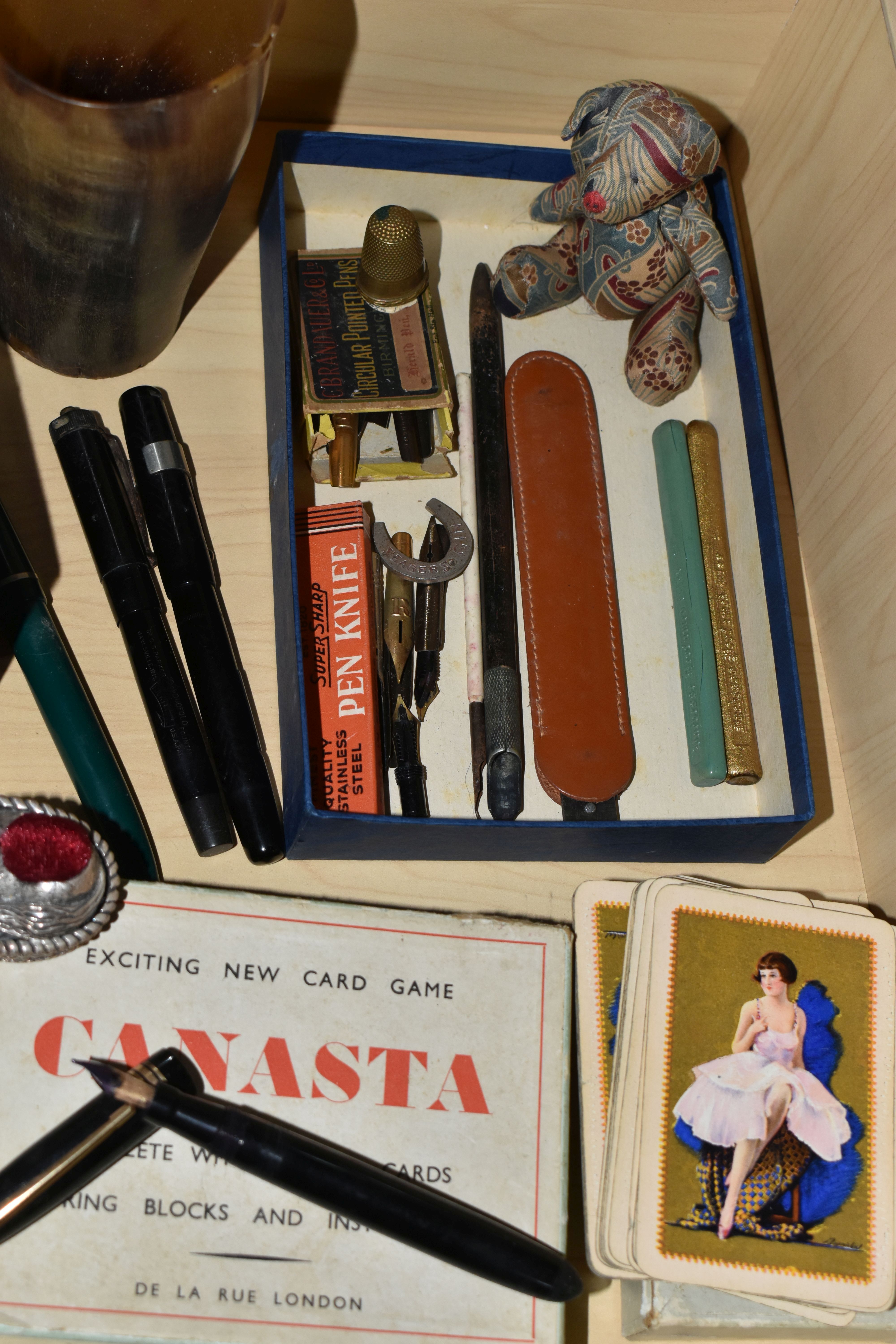 A COLLECTION OF VINTAGE FOUNTAIN PENS, PLAYING CARDS AND SUNDRIES, to include a set of Walt Disney - Image 6 of 11