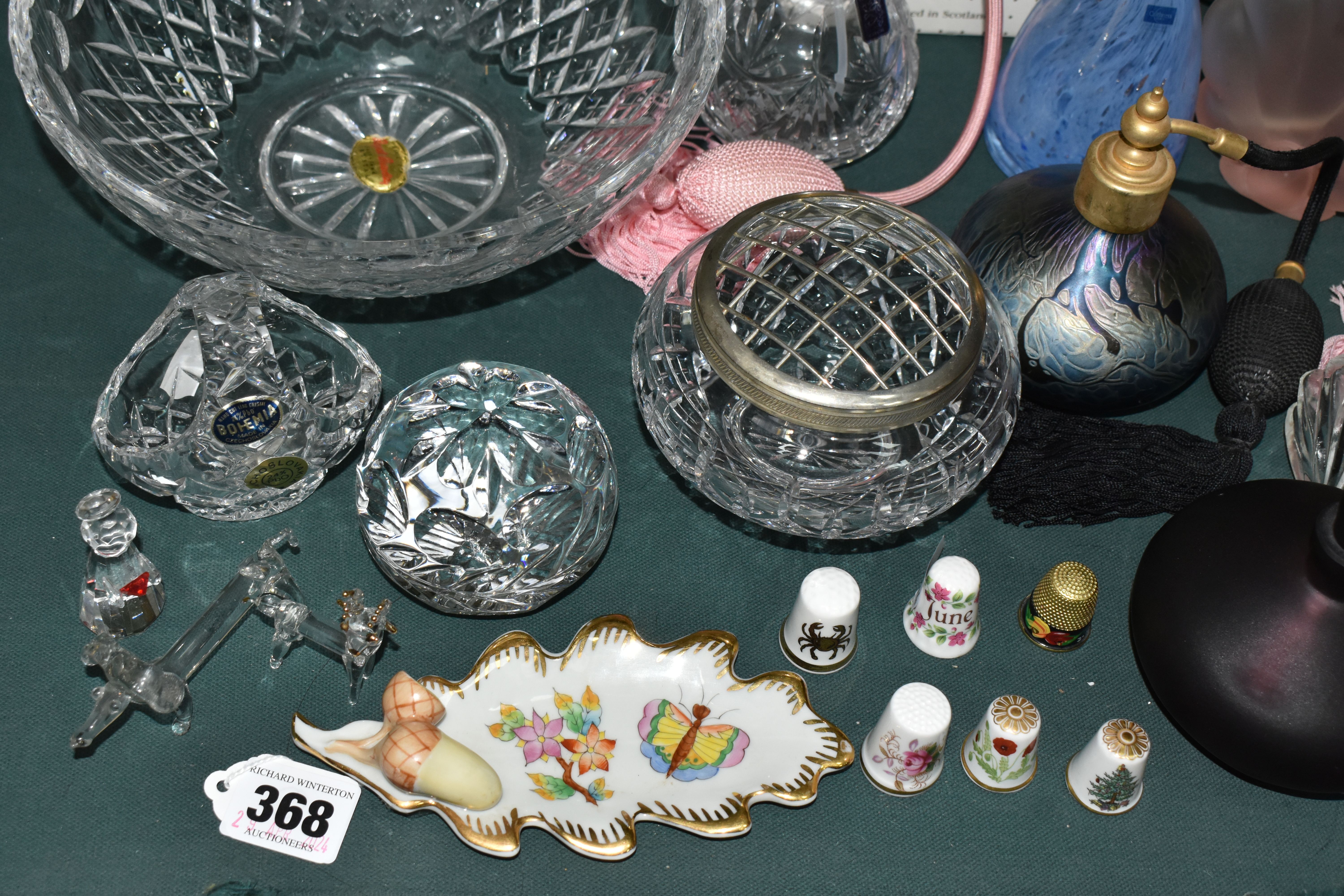 A GROUP OF CERAMICS AND GLASS WARE, to include a Herend trinket dish in the form of an oak leaf with - Image 2 of 8