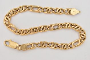 A CHAIN BRACELET, with spring release clasp, foreign assay mark and stamped 750, approximate