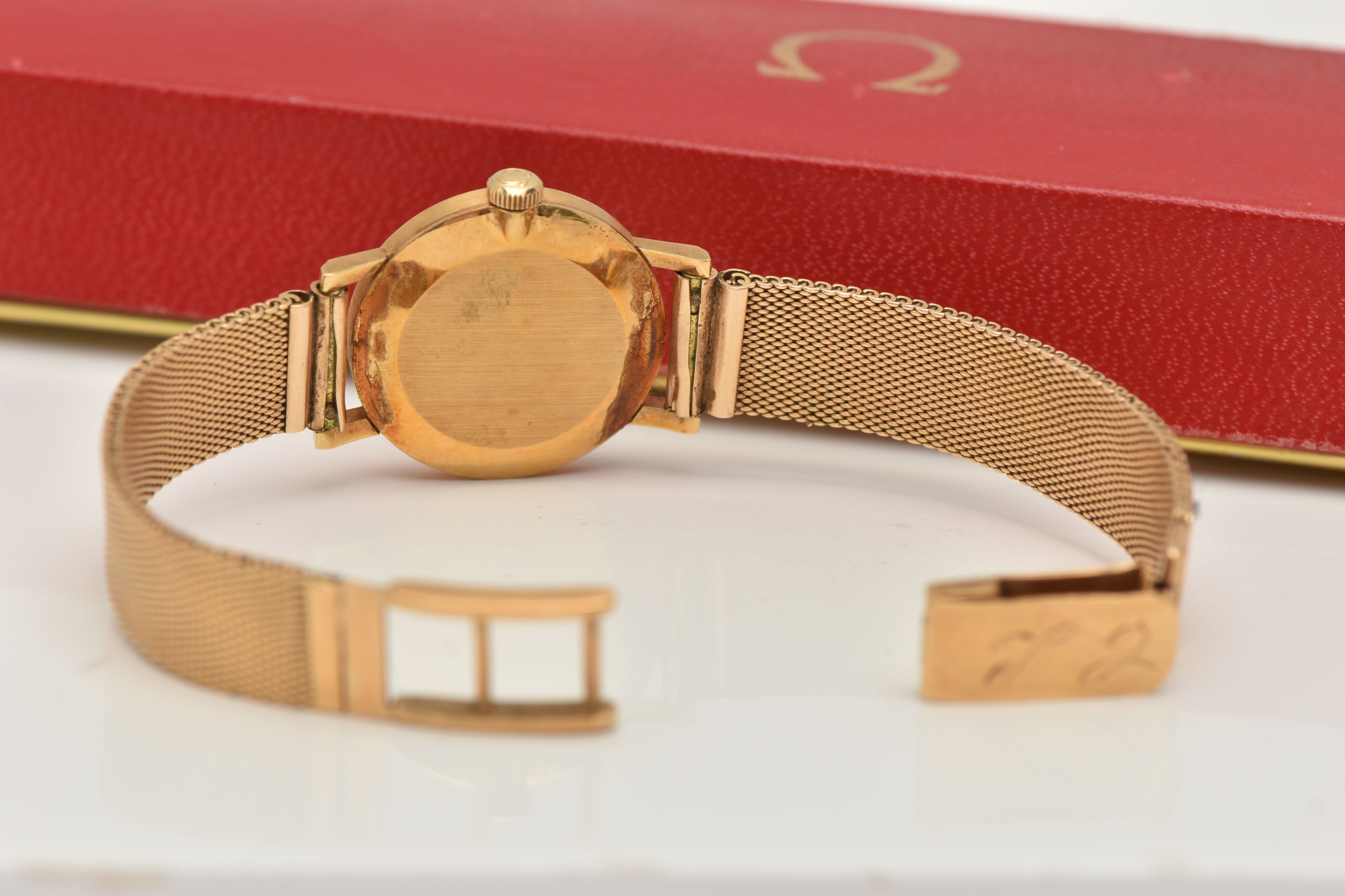 AN 18CT GOLD LADY'S OMEGA WATCH, WITH CASE, the circular silver coloured face with baton markers, - Image 5 of 7