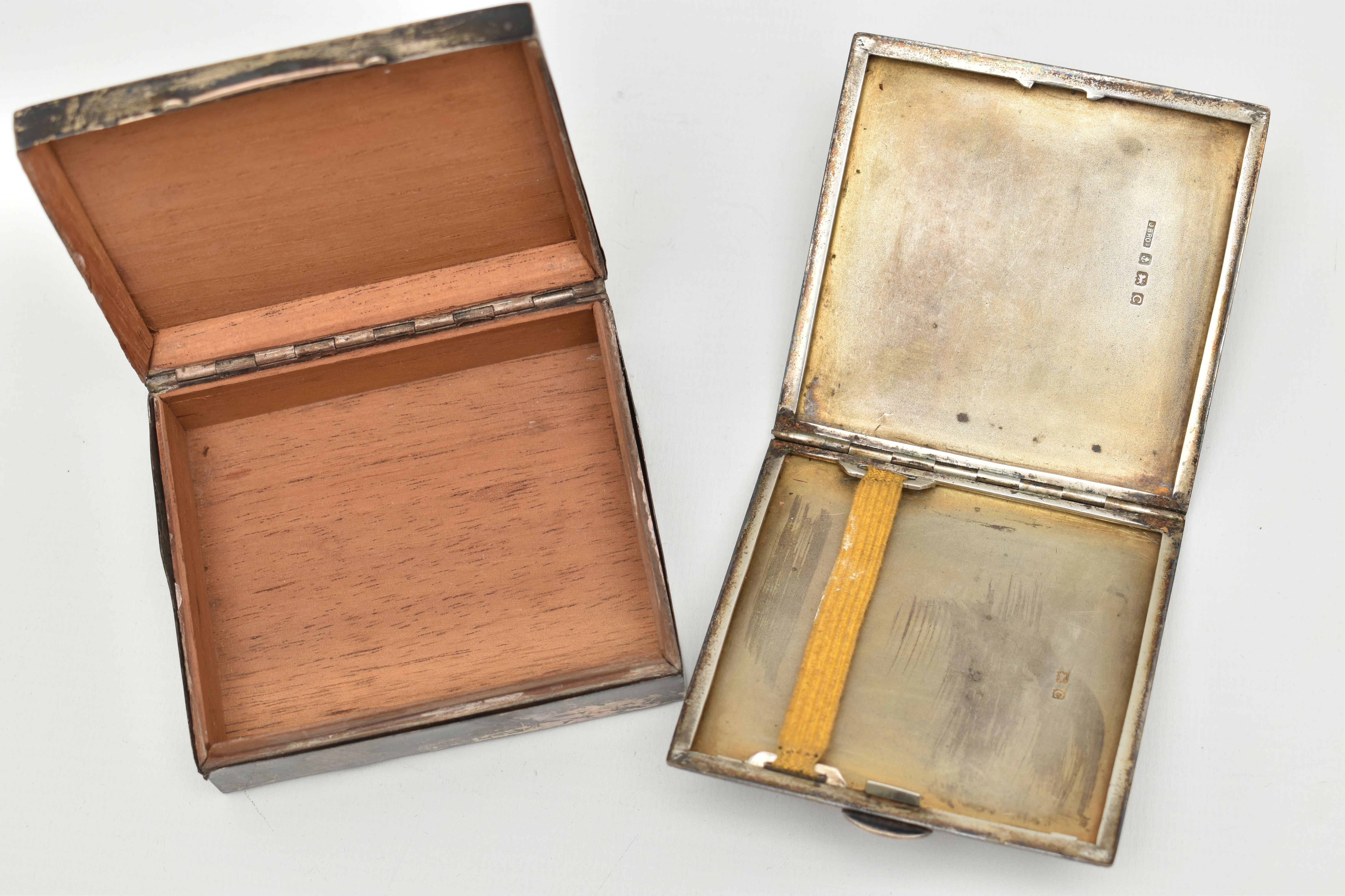 A SILVER CIGARETTE CASE AND BOX, the square form cigarette case with engine turned pattern and - Image 2 of 4