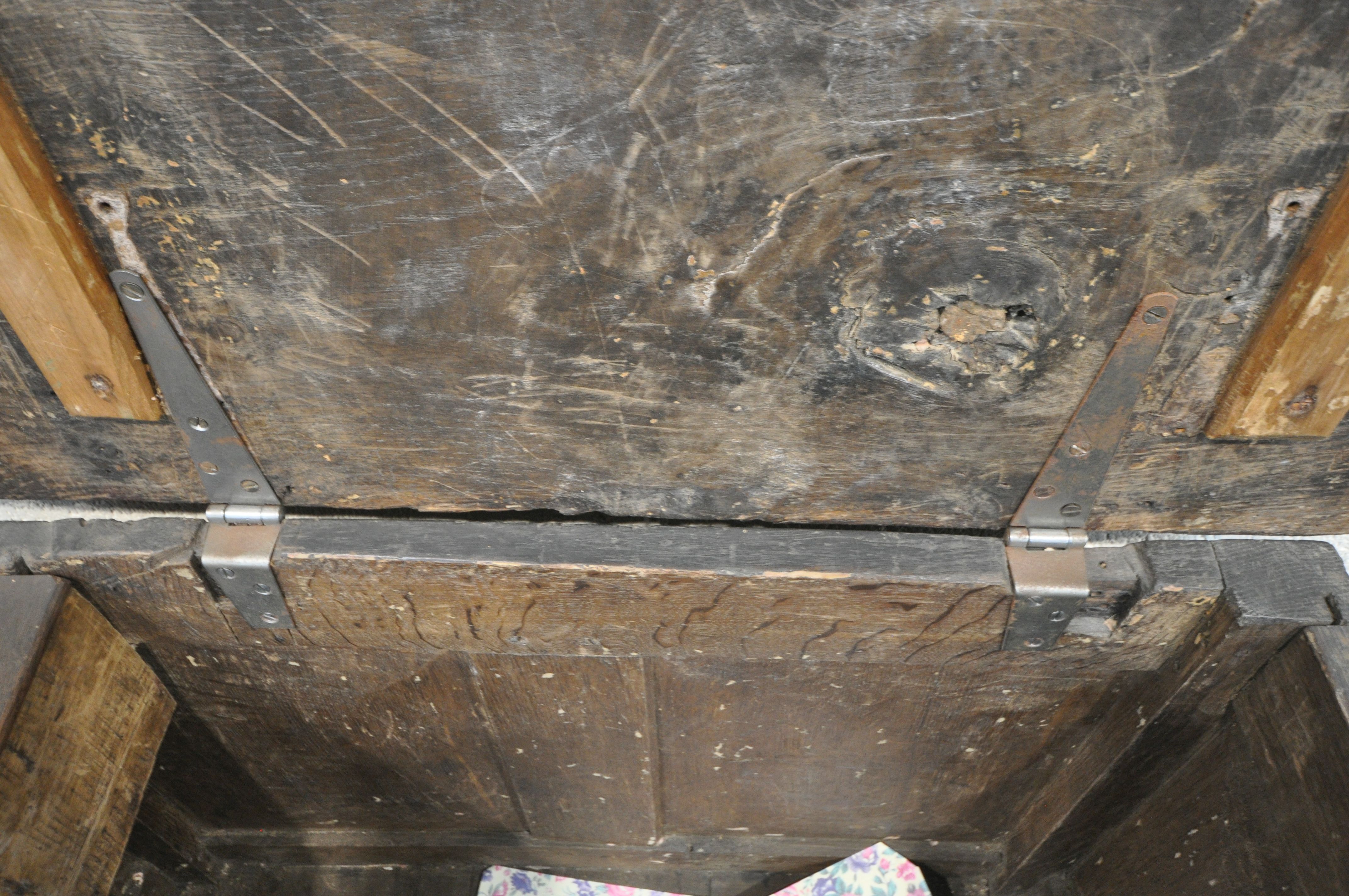 A GEORGIAN OAK COFFER, the hinged lid enclosing a candle box, the front with repeating geometric - Image 6 of 9