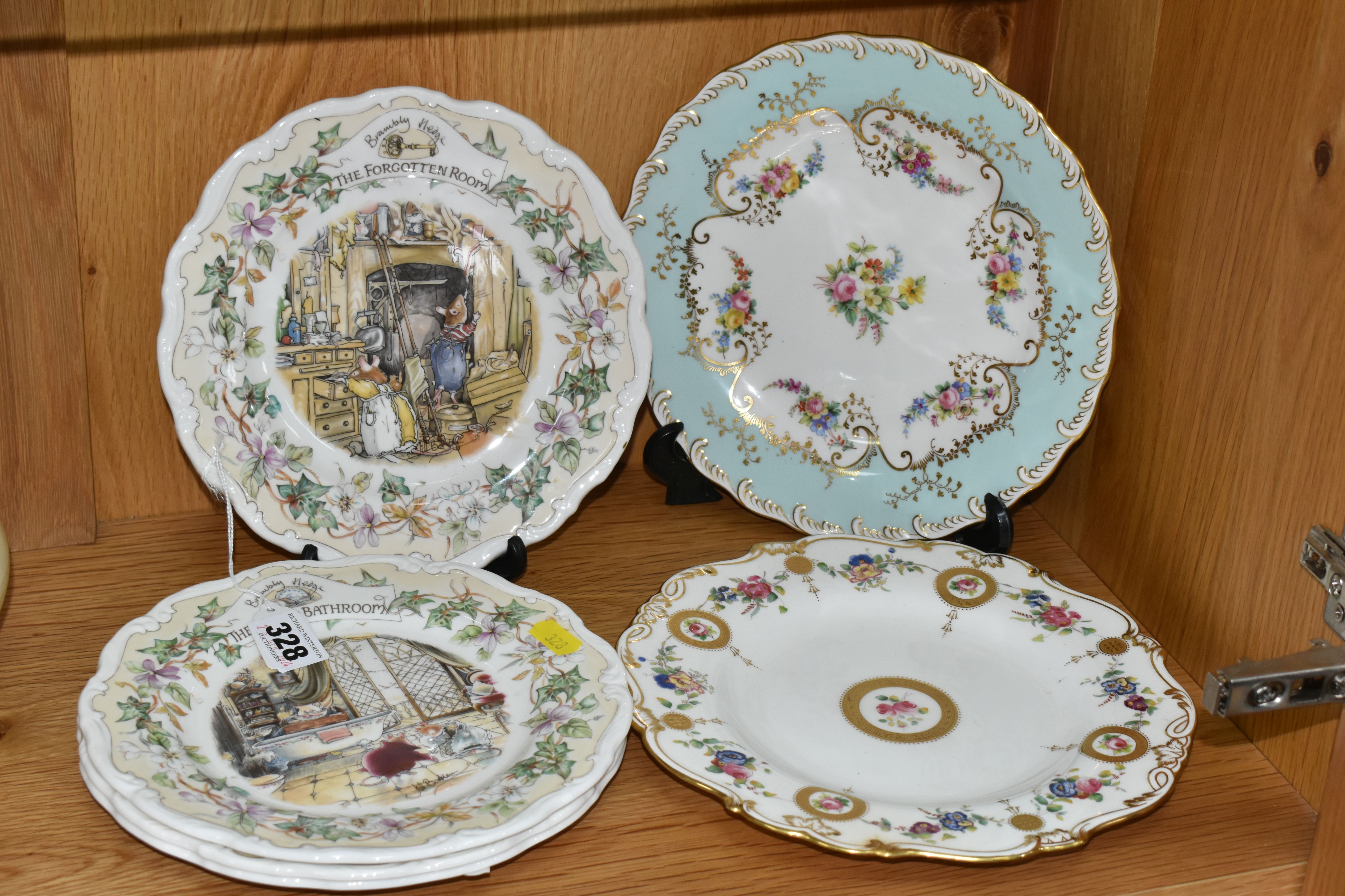 FOUR ROYAL DOULTON 'BRAMBLY HEDGE' PLATES AND TWO MINTON PLATES, comprising Royal Doulton Brambly