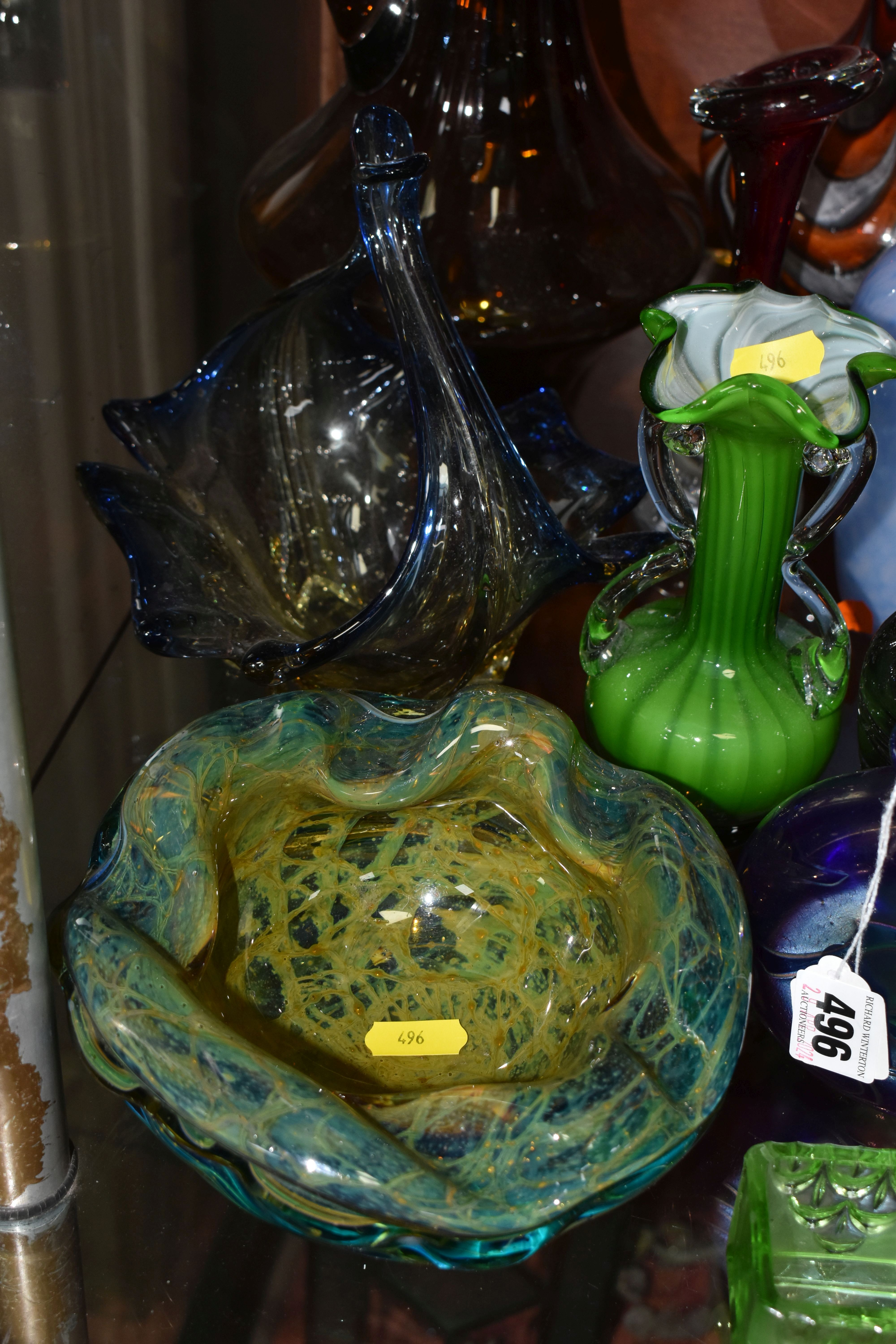 A SELECTION OF DECORATIVE COLOURED GLASSWARES, to include a Whitefriars bark bowl with a chip and - Image 5 of 6
