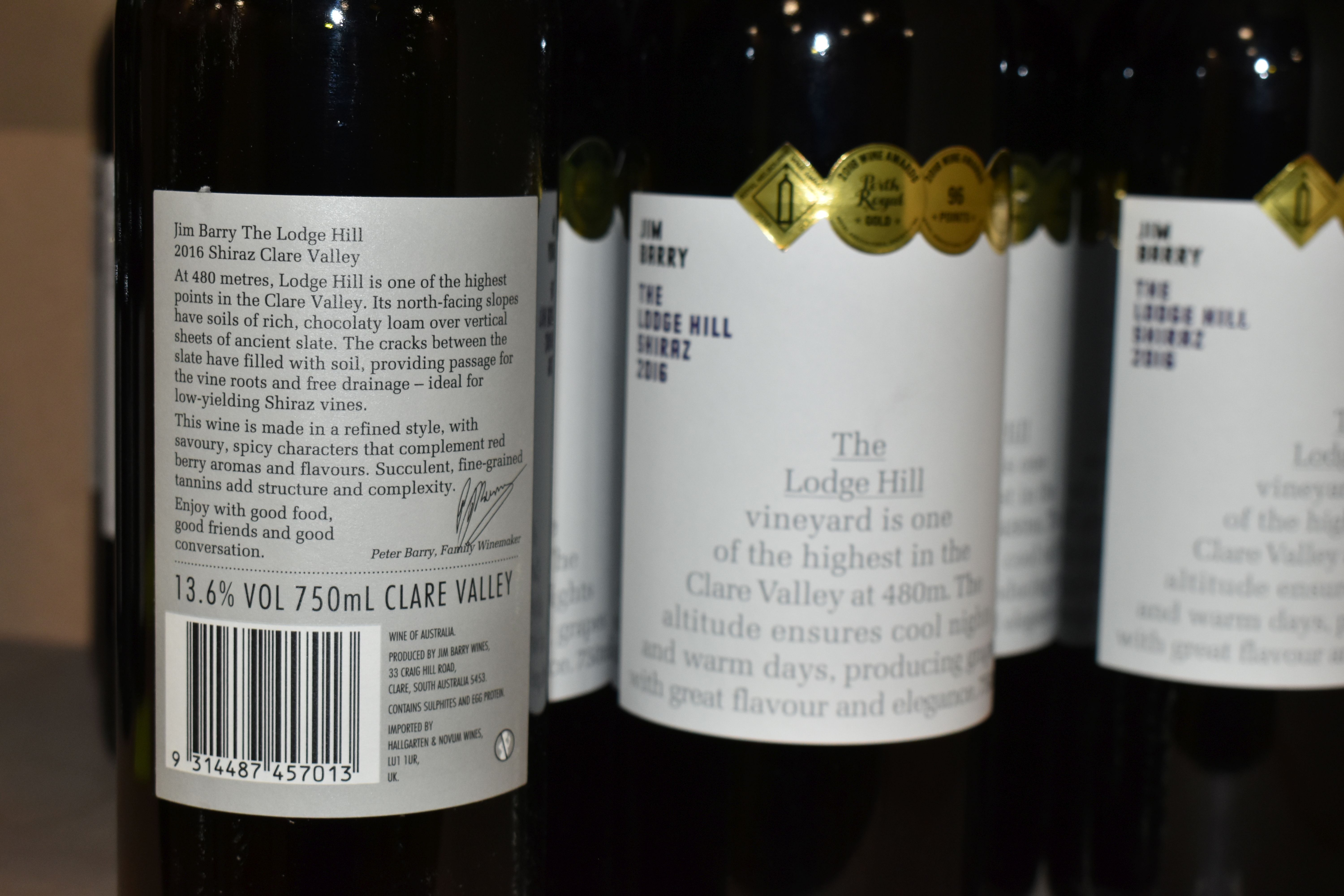 WINE, Eighteen Bottles of JIM BARRY THE LODGE HILL SHIRAZ Clare Valley (Aus) six bottles 2016, 13.6% - Image 2 of 3