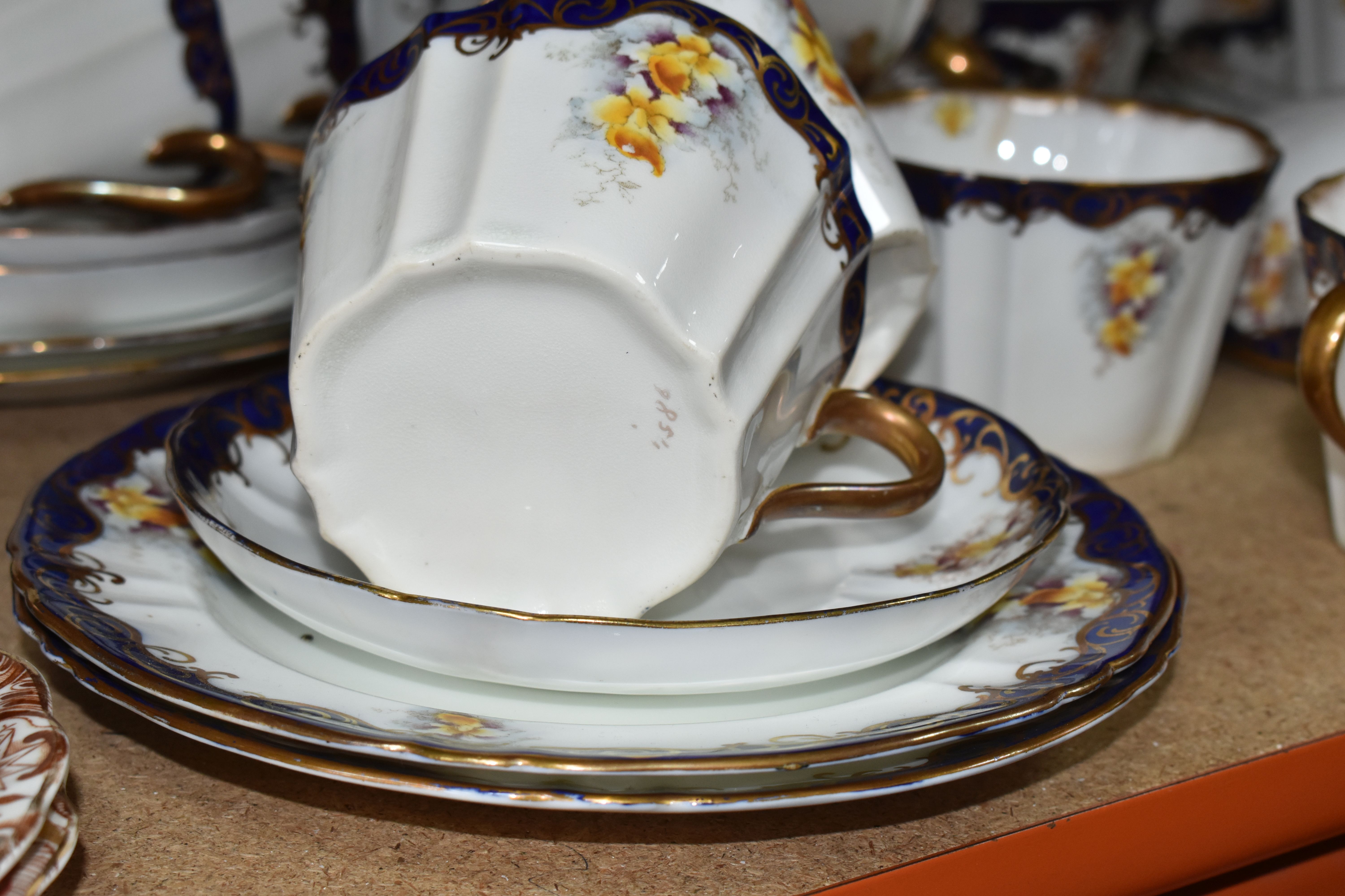 A GROUP OF LATE 19TH CENTURY TEA WARE, to include an Adderley tea set pattern 9854, decorated with - Image 8 of 10