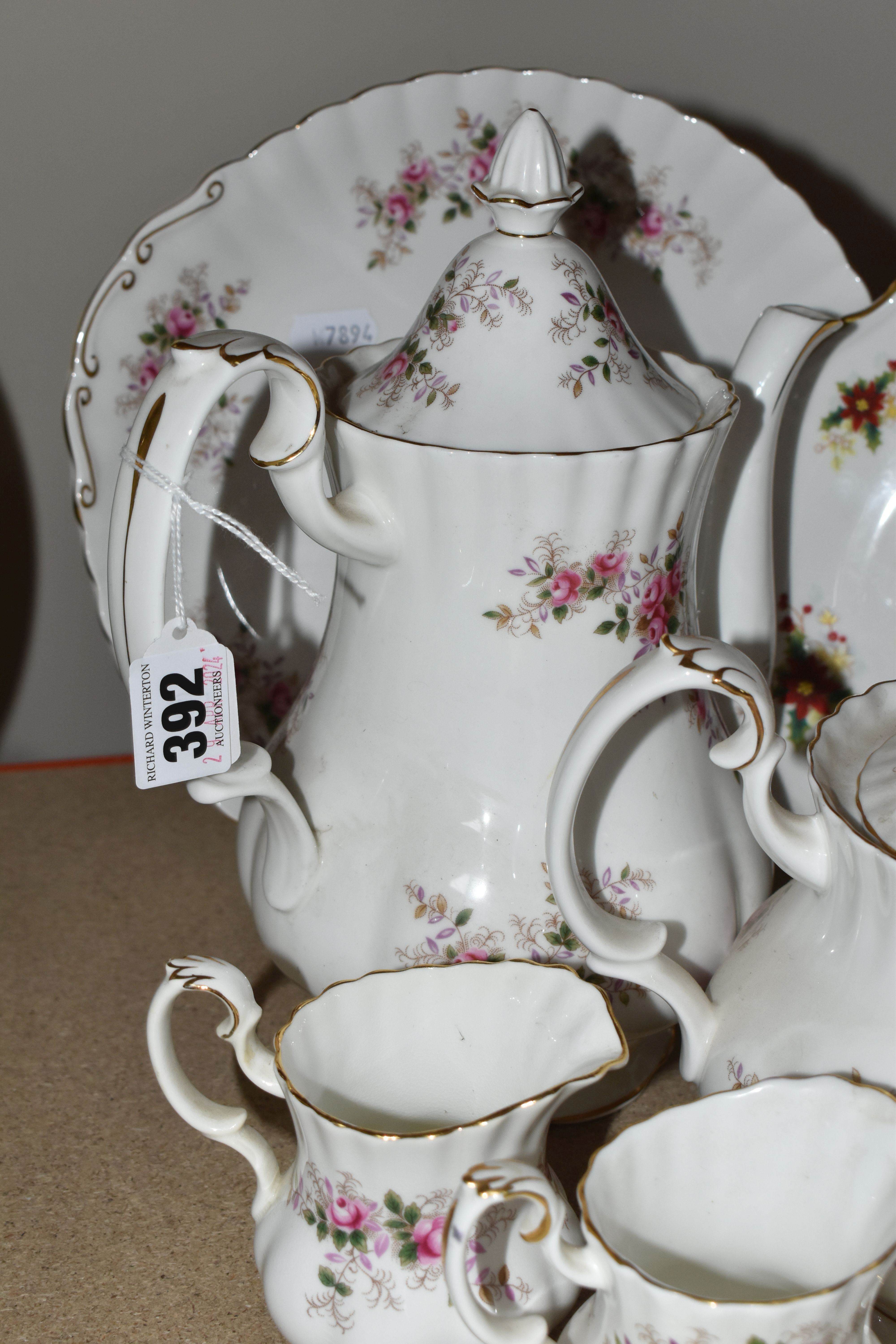 A ROYAL ALBERT 'LAVENDER ROSE' PATTERN TEA SET, comprising a coffee pot, teapot, cake plate, two - Image 6 of 6