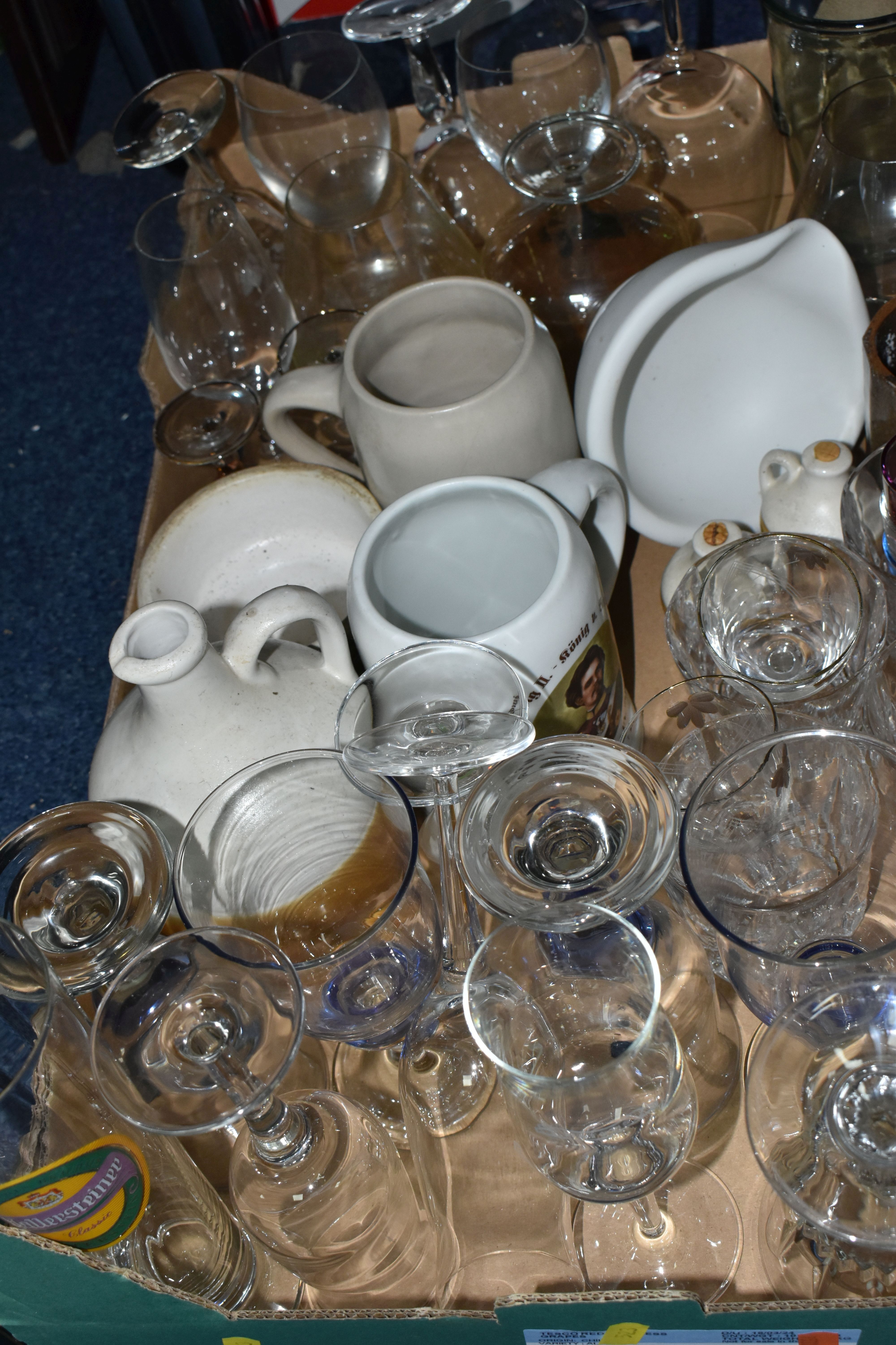 FIVE BOXES OF CERAMICS AND GLASS WARE, to include two boxes of dinnerware by makers including - Image 3 of 7