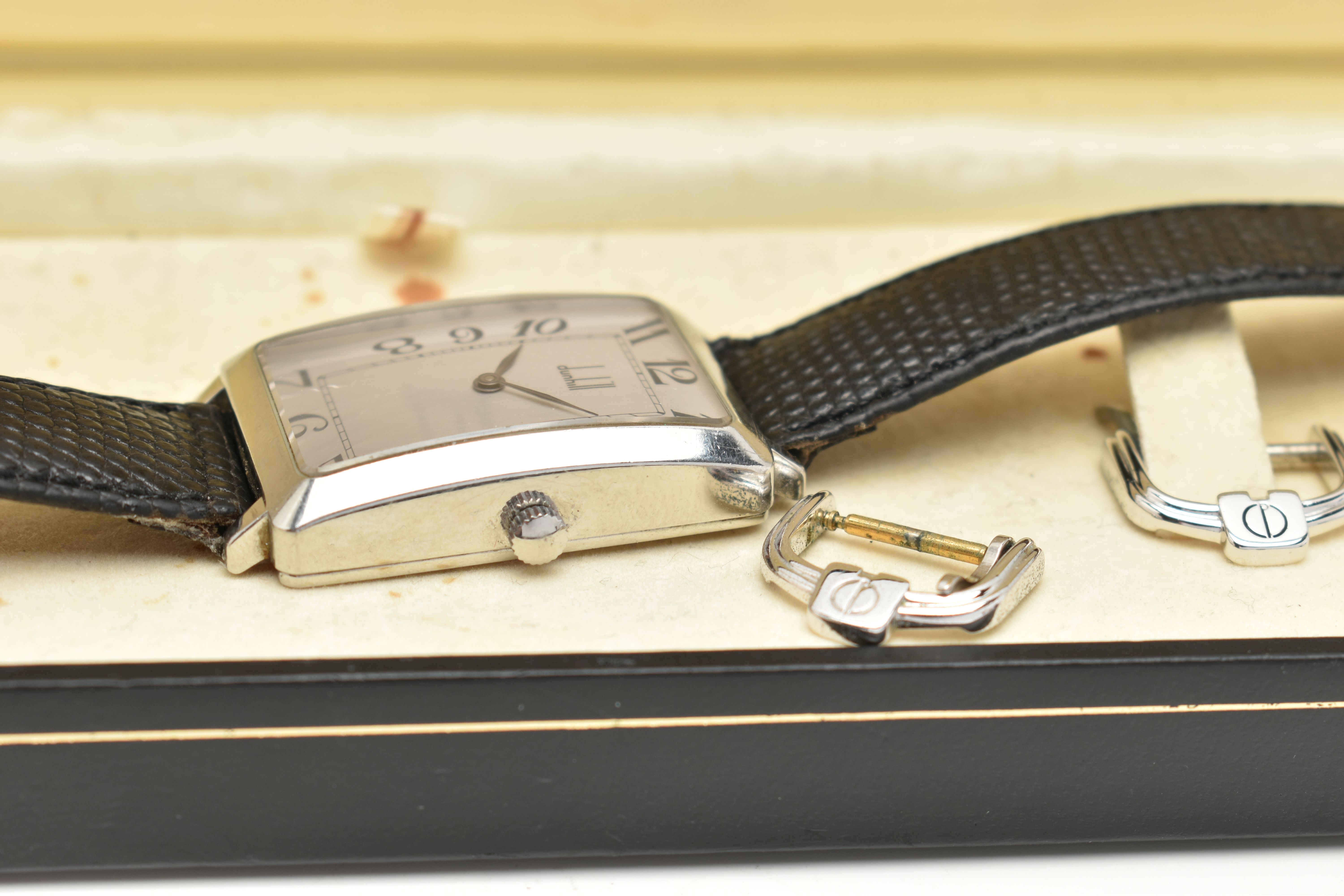 A BOXED GENTS 'DUNHILL' WRISTWATCH, silver rectangular dial signed 'Dunhill' Arabic numerals, blue - Image 5 of 6