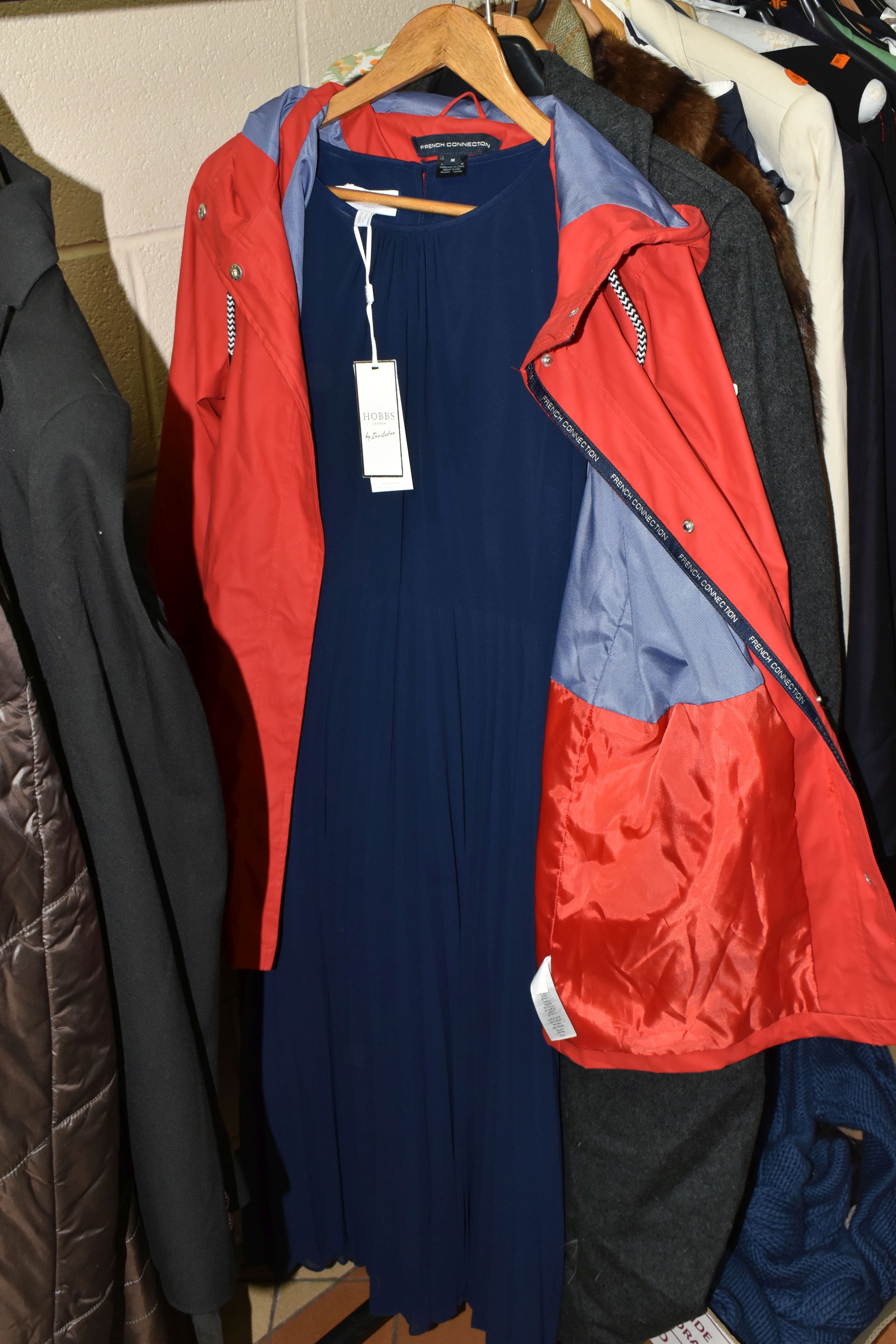A LARGE QUANTITY OF LADIES' DESIGNER CLOTHING AND SIMILAR, to include dresses, fur coats, jackets, - Image 12 of 33