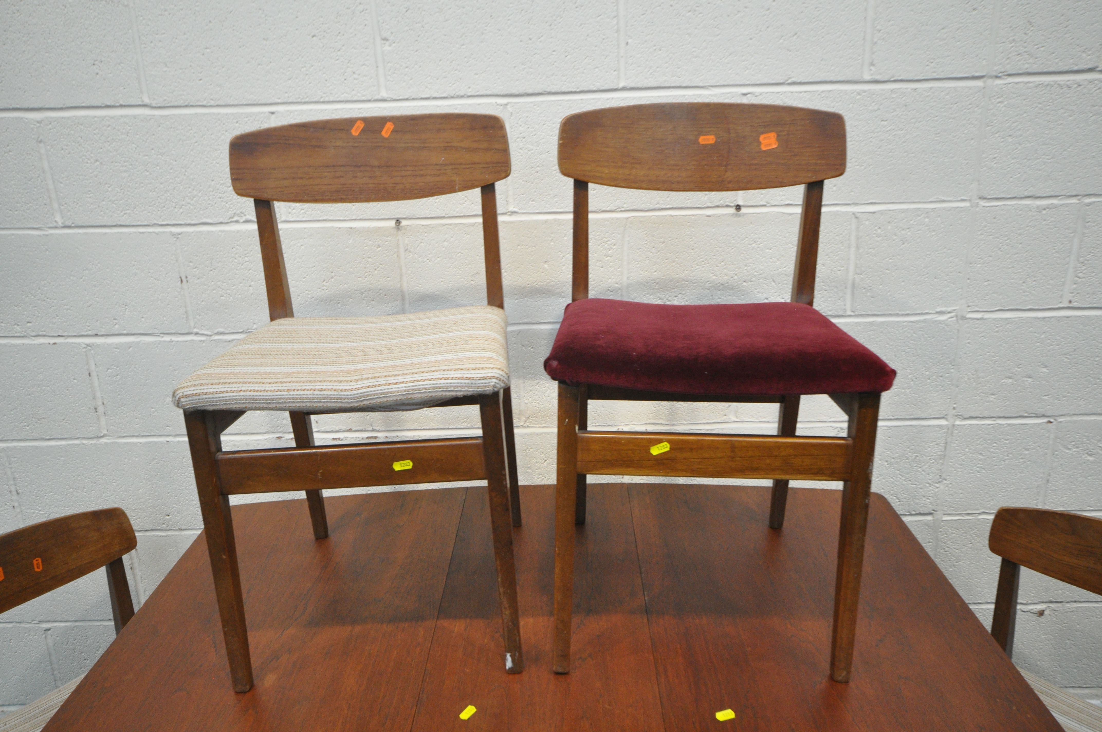 A MID CENTURY TEAK DROP LEAF DINING TABLE, open width 138cm x closed width 37cm x depth 83cm x - Image 2 of 5