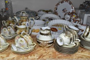 A GROUP OF DINNER AND TEA WARE, to include a fifteen piece R S Poland China coffee set decorated
