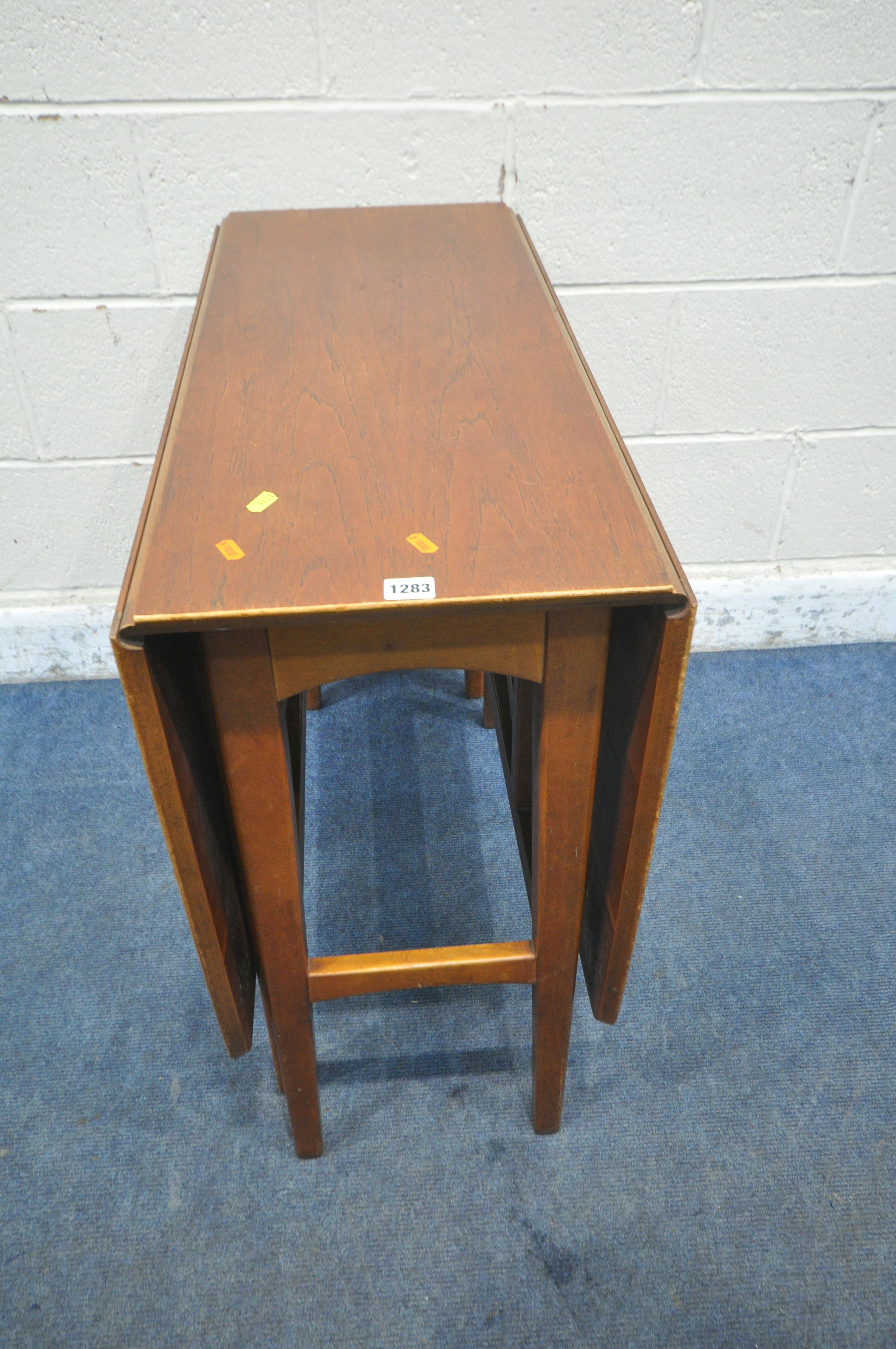 A MID CENTURY TEAK DROP LEAF DINING TABLE, open width 138cm x closed width 37cm x depth 83cm x - Image 5 of 5