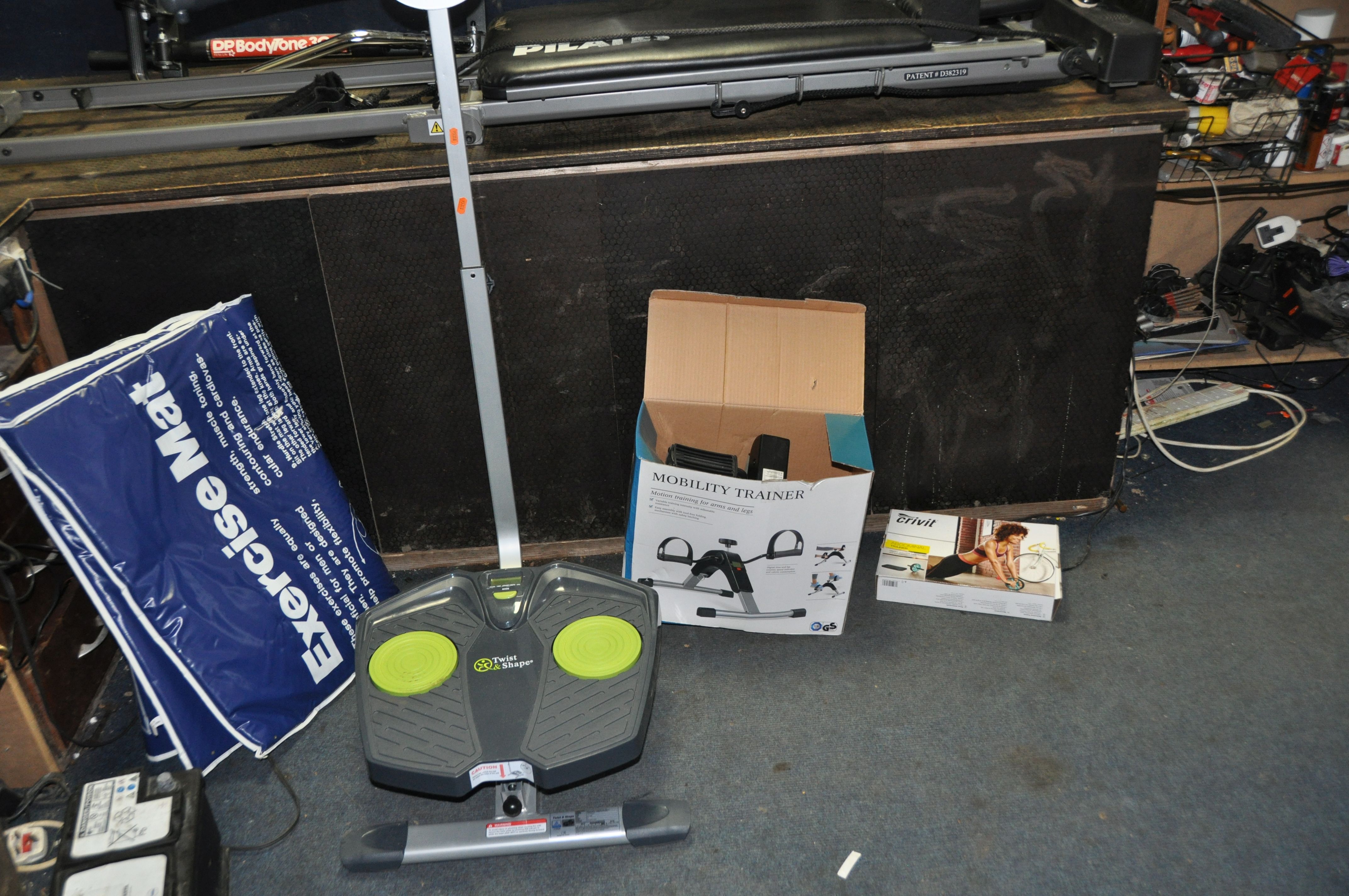 A COLLECTION OF EXERCISE EQUIPMENT including a DP Bodytone 300 rowing machine, an Aero Pilates - Image 2 of 4