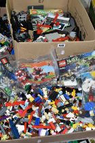 A QUANTITY OF ASSORTED LOOSE MODERN LEGO, assorted parts from various sets, also includes a small