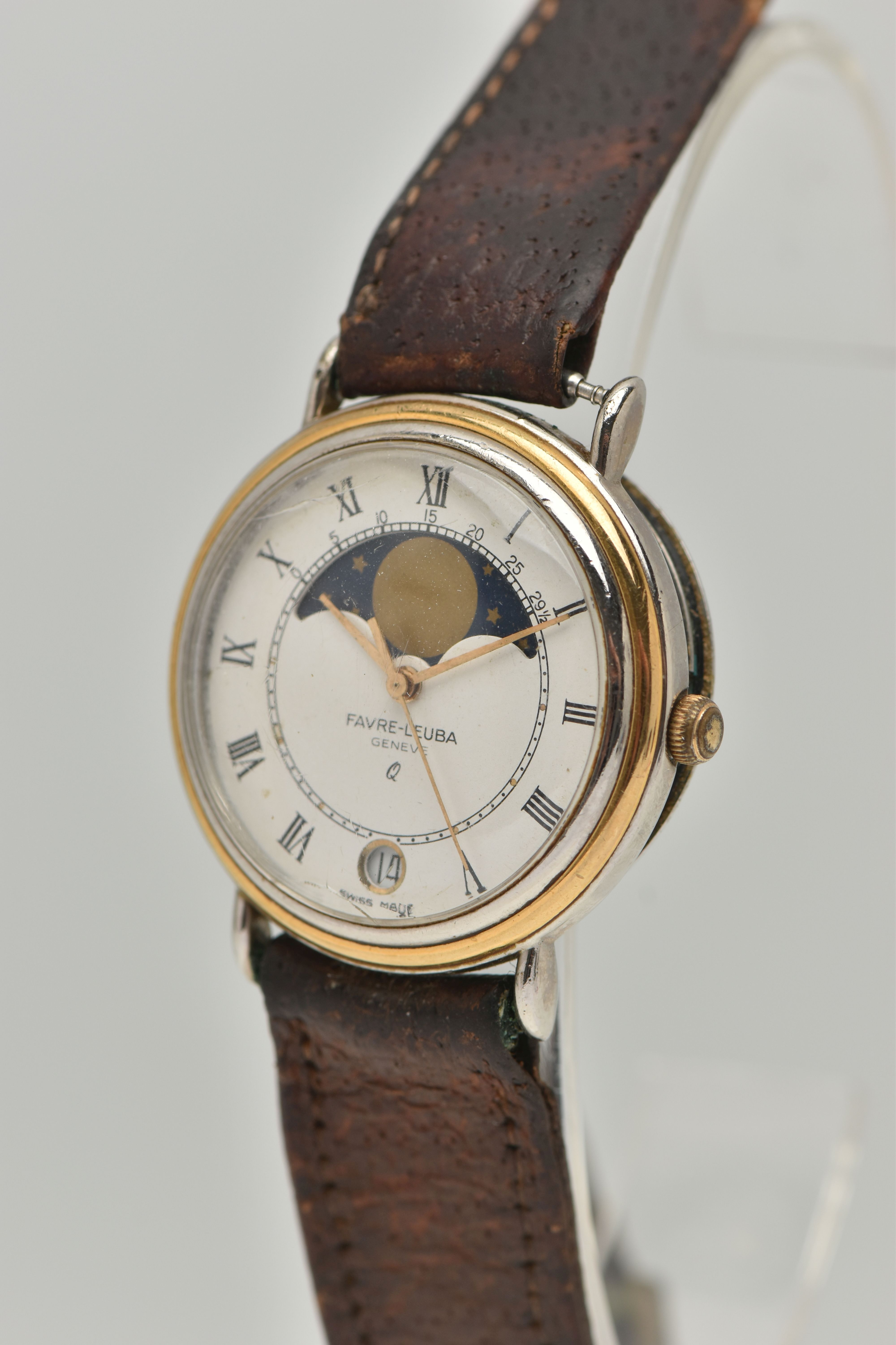 A GENTS 'FAVRE-LEUBA' WRISTWATCH, quartz movement, round moon phase white dial, Roman numerals, date - Image 3 of 6