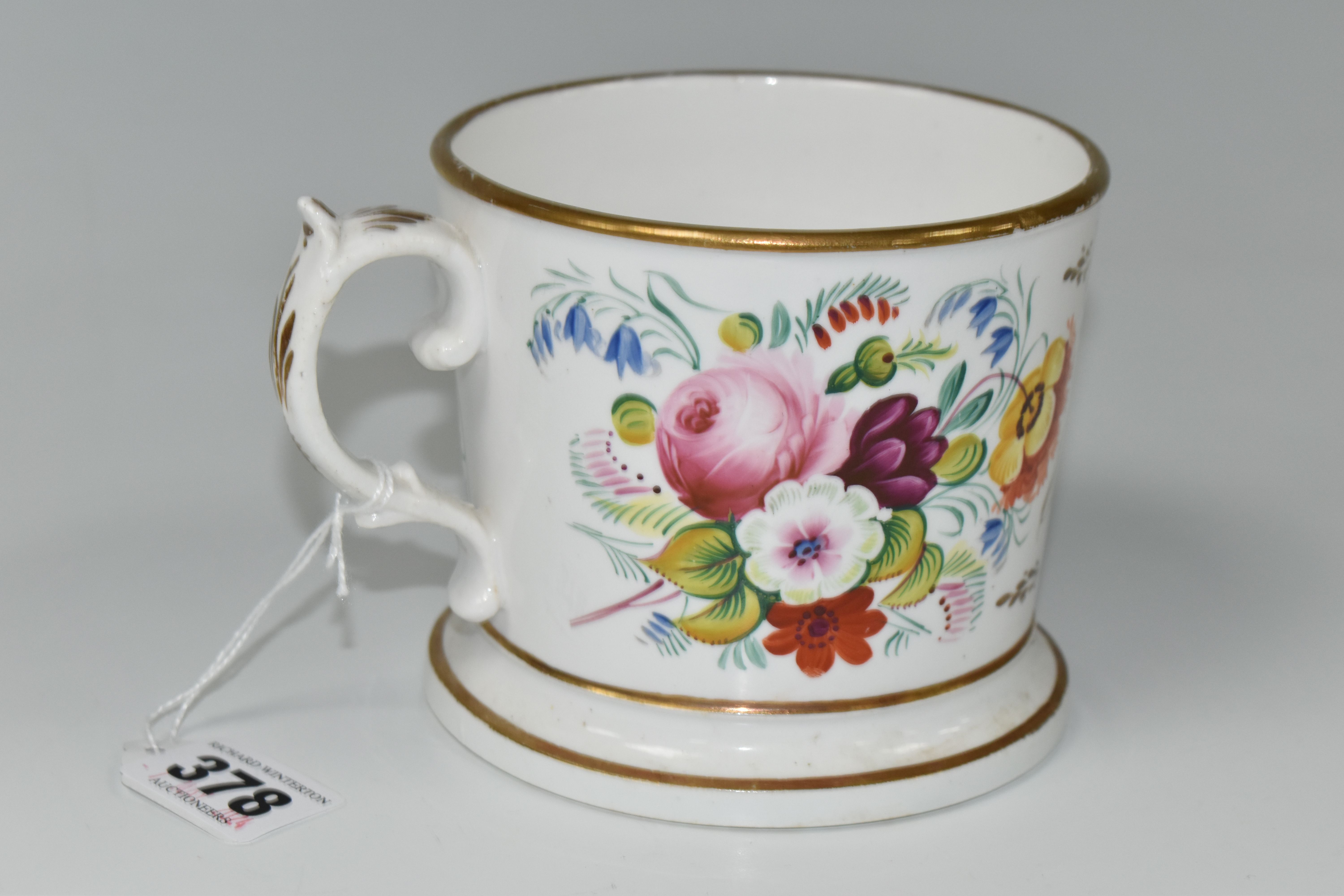 A PORCELAIN ANTI-SLAVERY MUG, bearing gilt script lettering: 'Health to the sick, Honour to the - Image 3 of 5