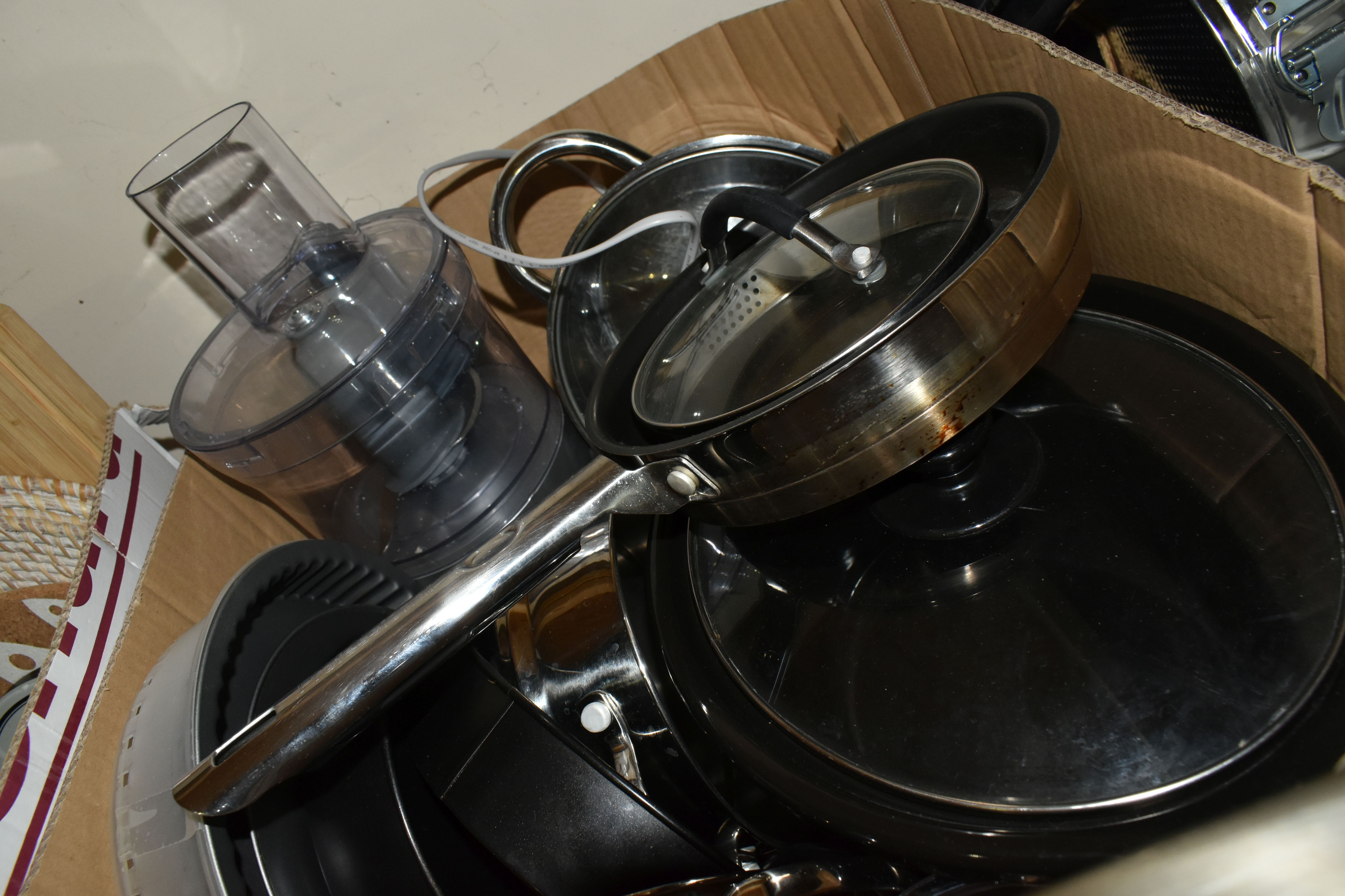 EIGHT BOXES AND LOOSE KITCHEN WARE, to include a Kenwood food processor, a boxed - Image 13 of 14