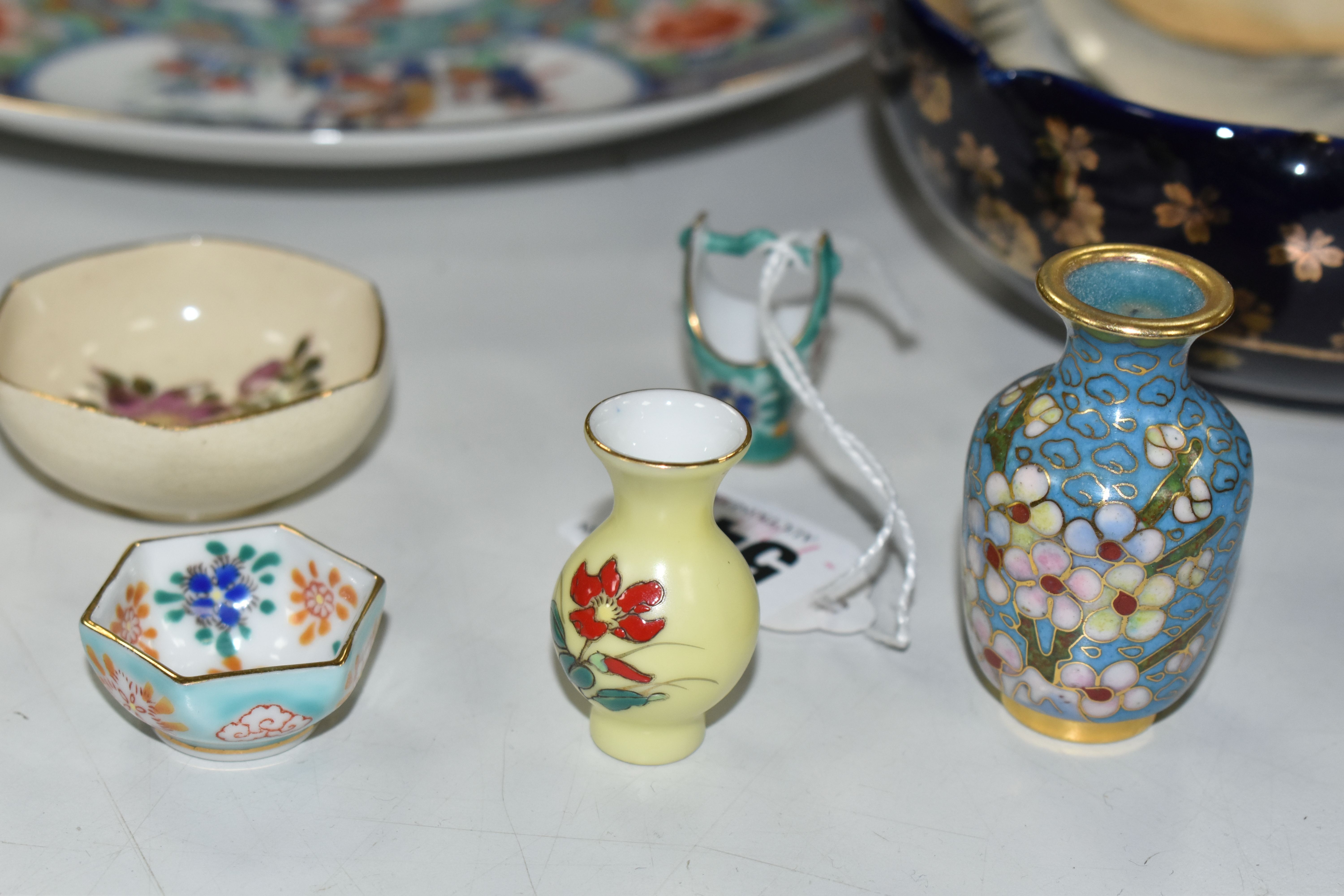 A GROUP OF ORIENTAL CERAMICS, to include three ginger jars painted with cherry blossom, with - Image 8 of 18