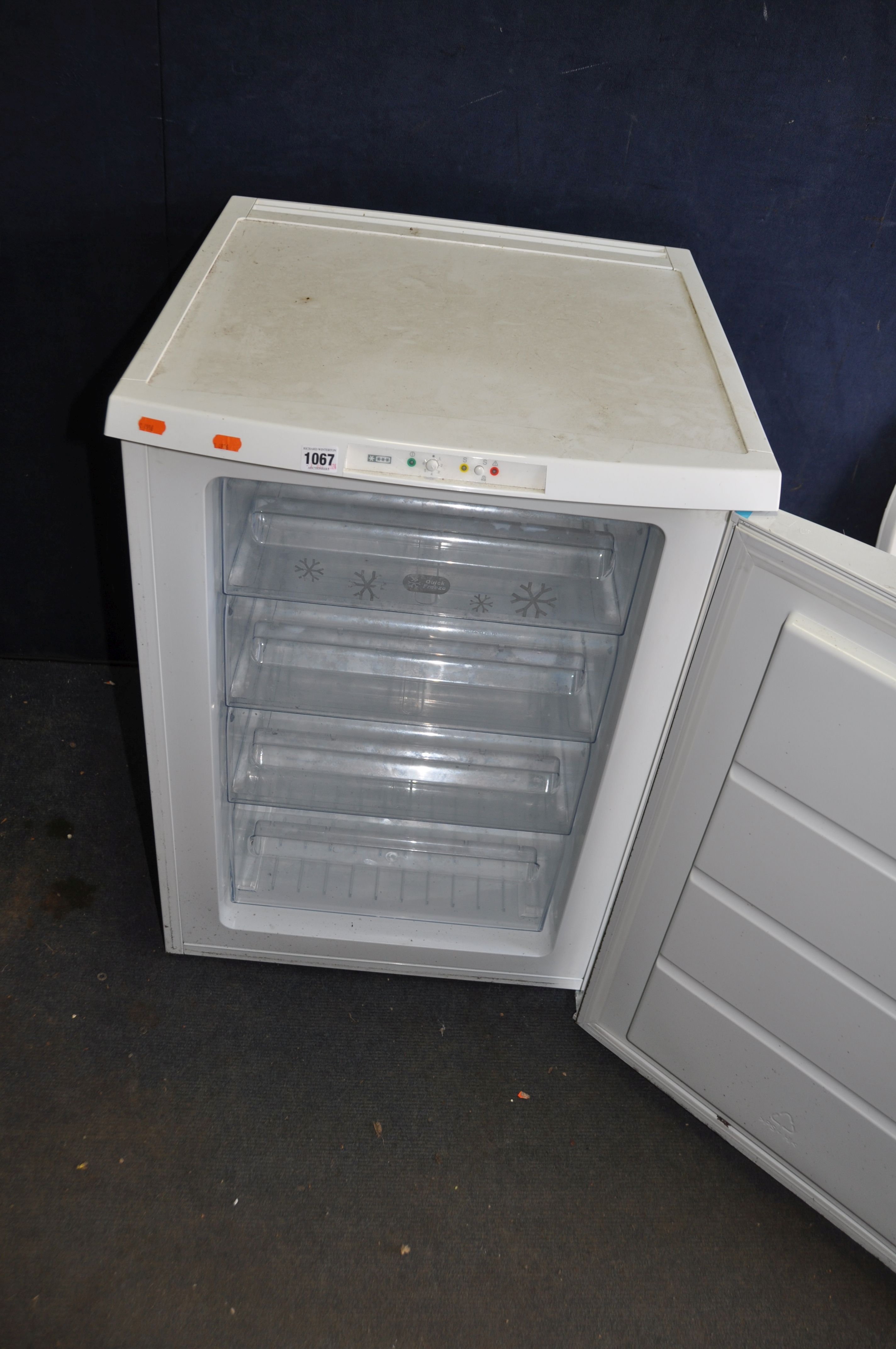 A ZANUSSI ZFT10210WA UNDER COUNTER FREEZER width 60cm depth 60cm height 85cm (PAT pass and working - Image 2 of 2